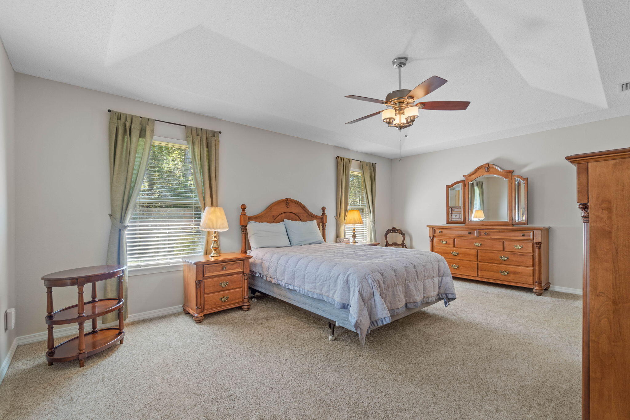 HOLLEY BY THE SEA - Residential