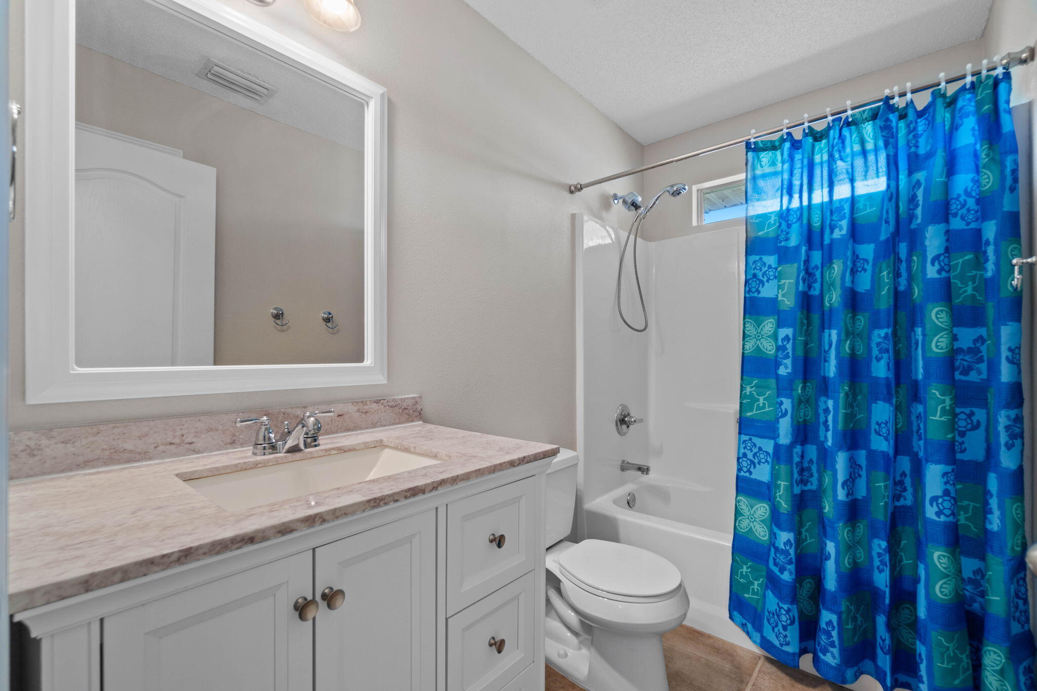 HOLLEY BY THE SEA - Residential