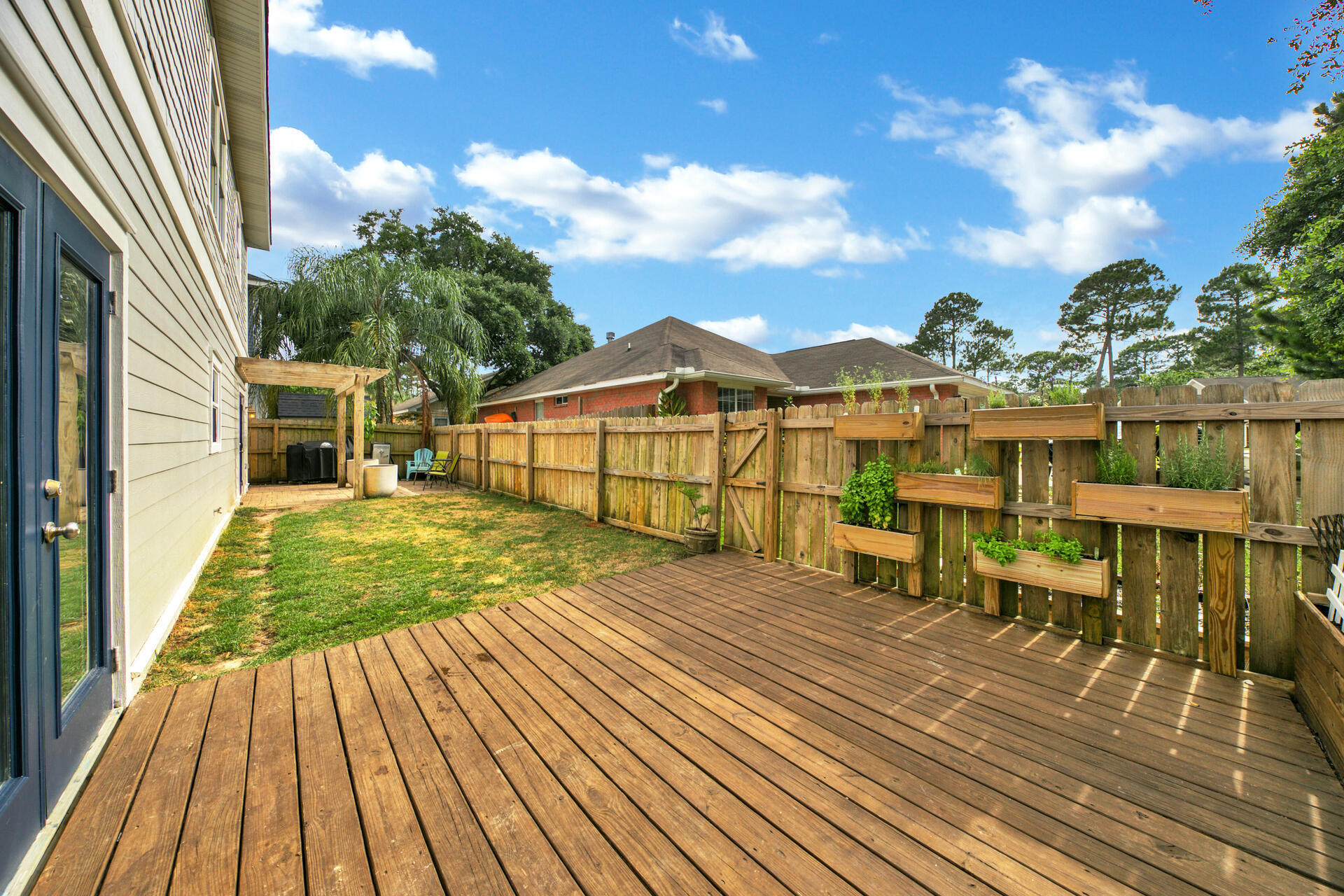 MACK BAYOU ESTATES - Residential