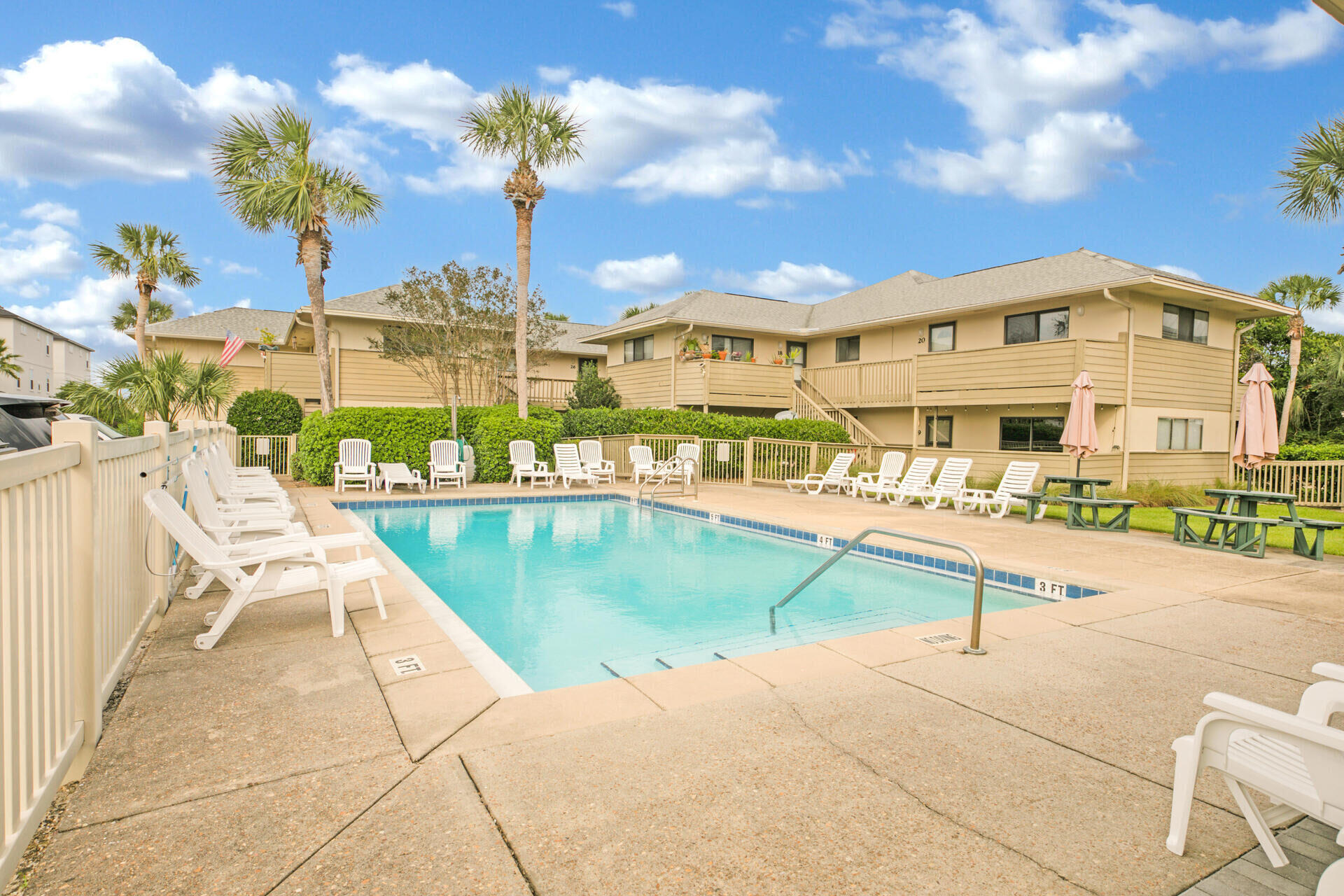 CROSS CREEK CONDO - Residential
