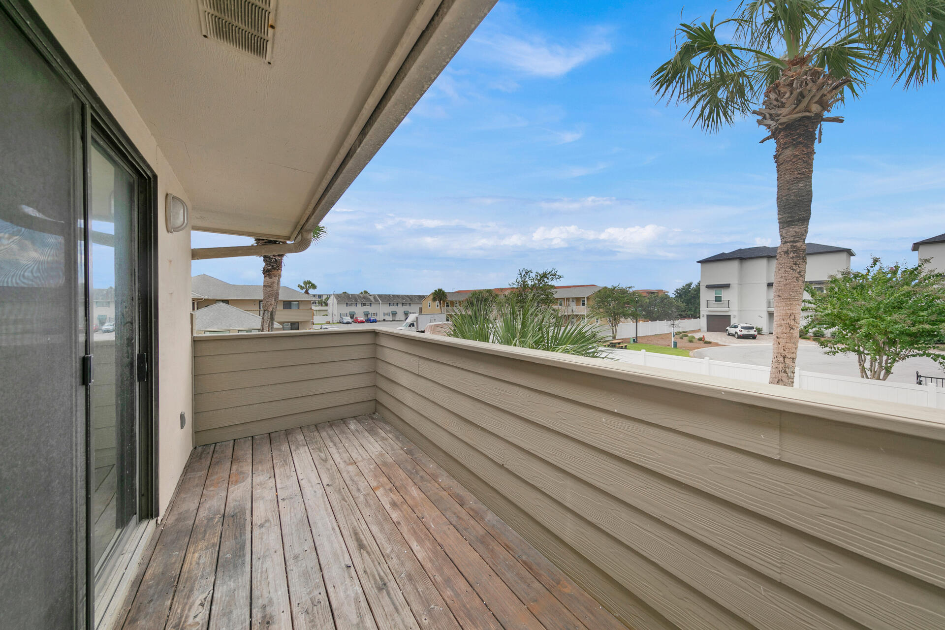 CROSS CREEK CONDO - Residential