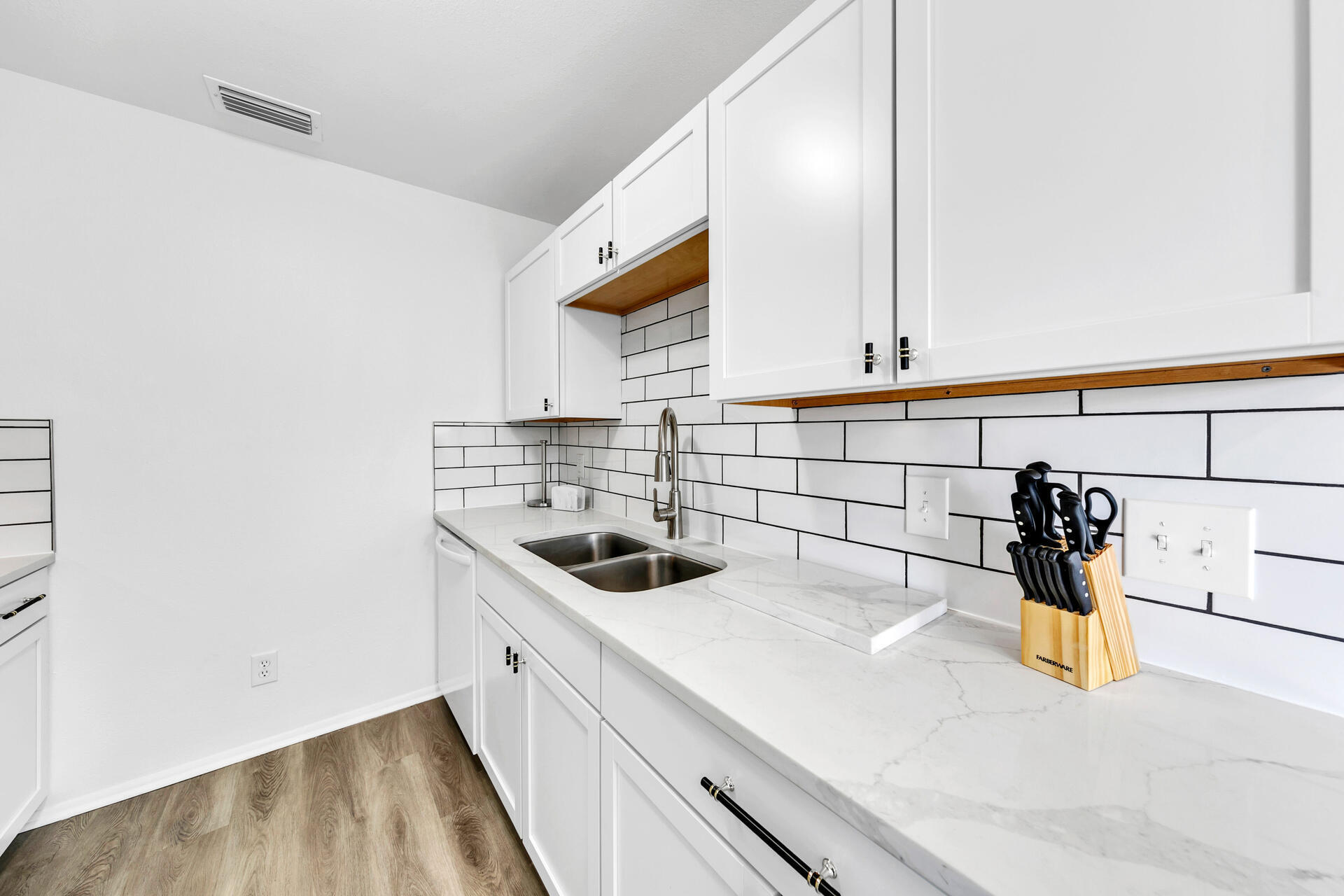 CROSS CREEK CONDO - Residential