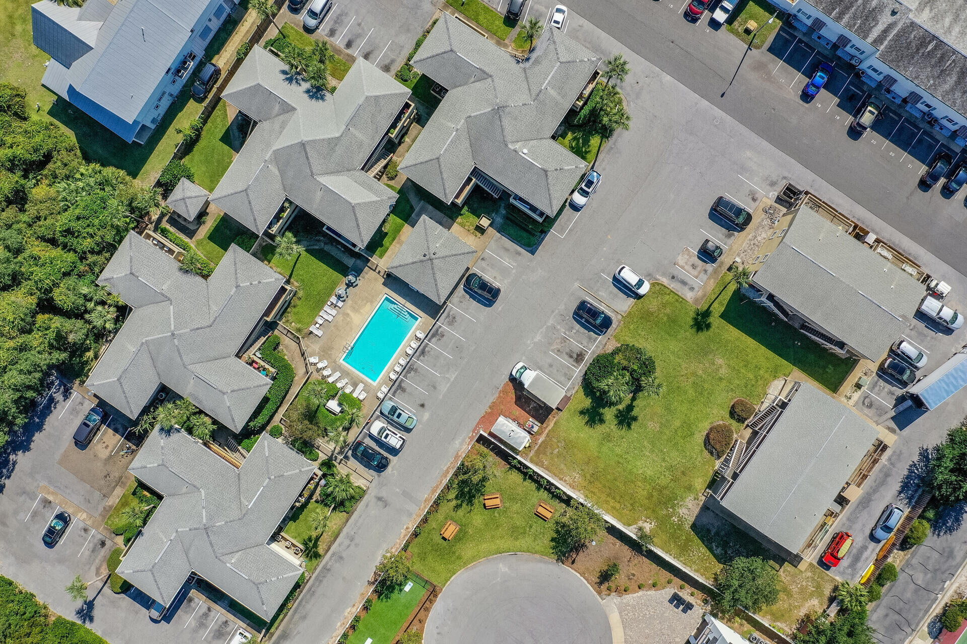 CROSS CREEK CONDO - Residential