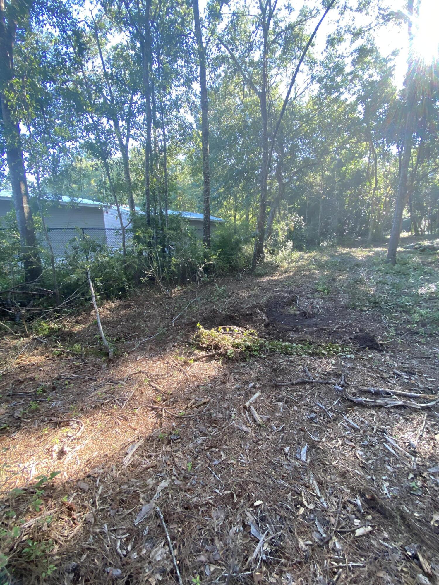 NO RECORDED SUBDIVISION - Land