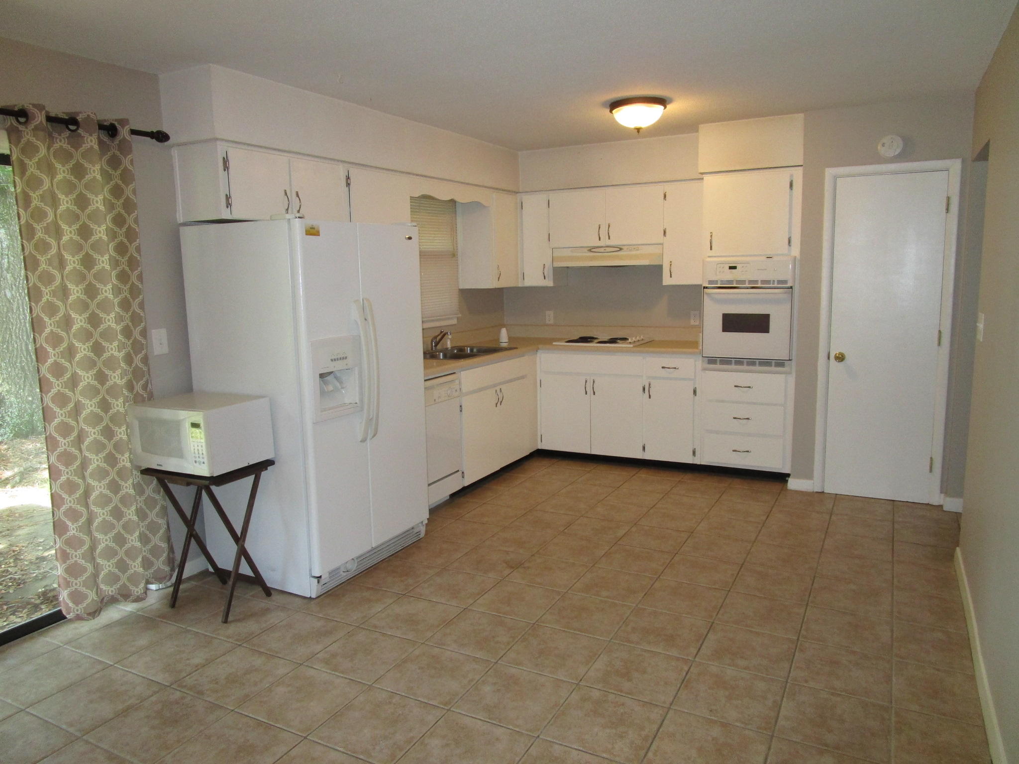 LEOTA MILLER - Residential Lease