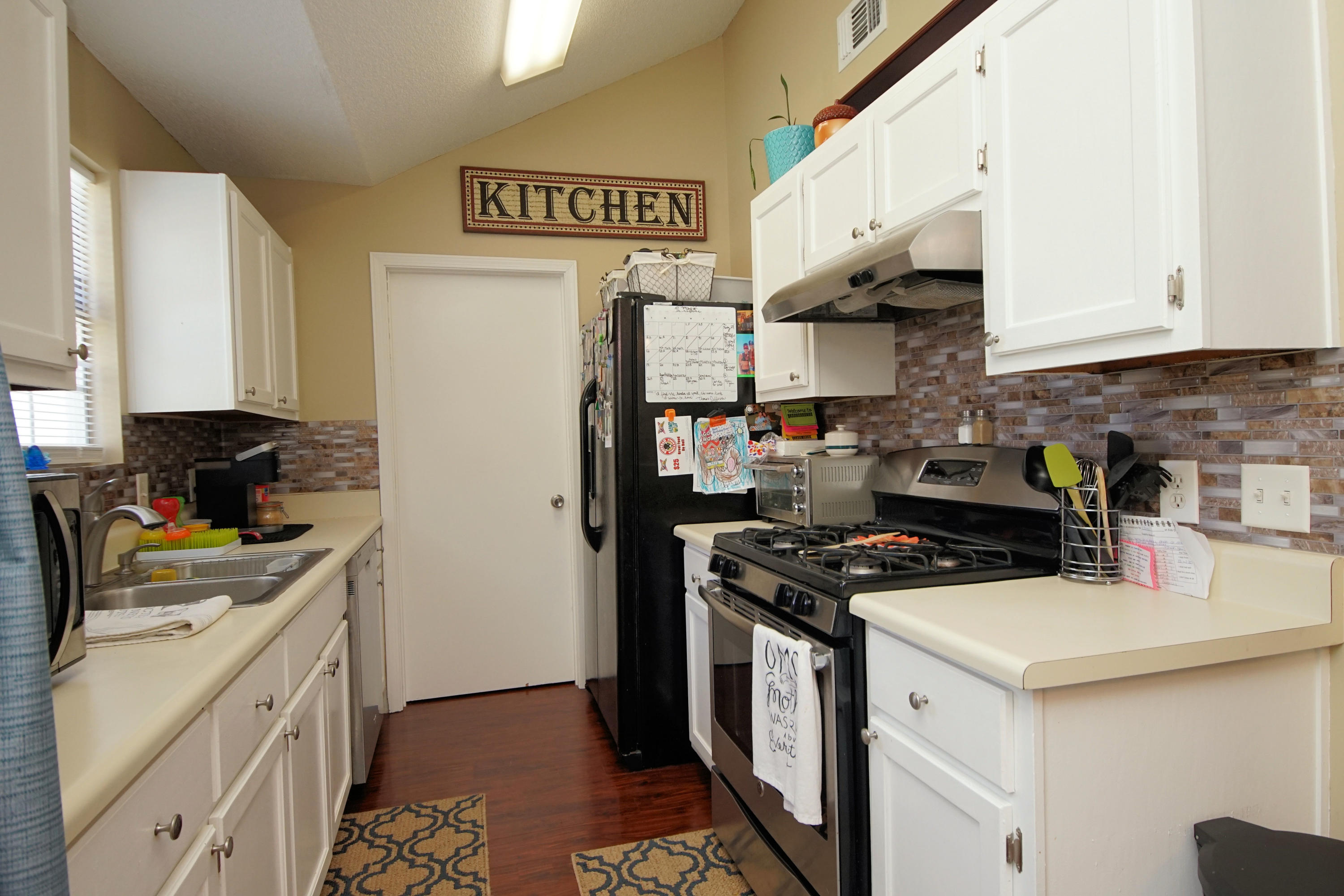 CARDINAL ESTATES - Residential