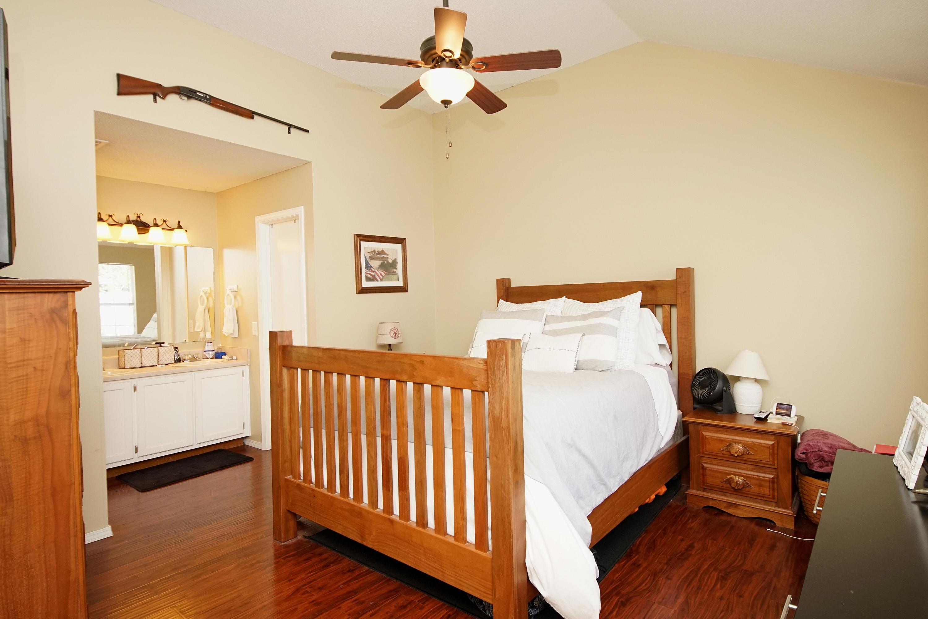 CARDINAL ESTATES - Residential