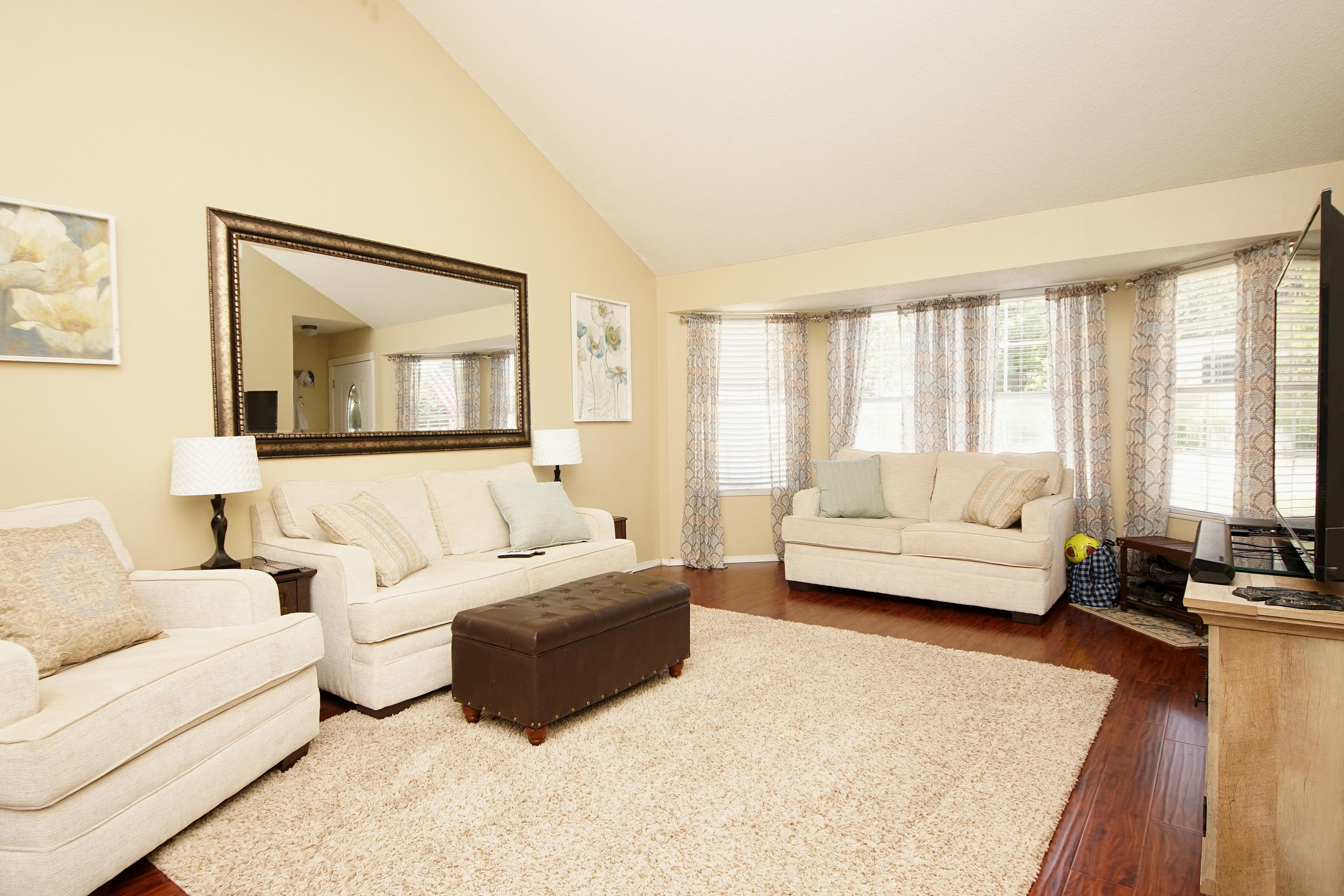 CARDINAL ESTATES - Residential