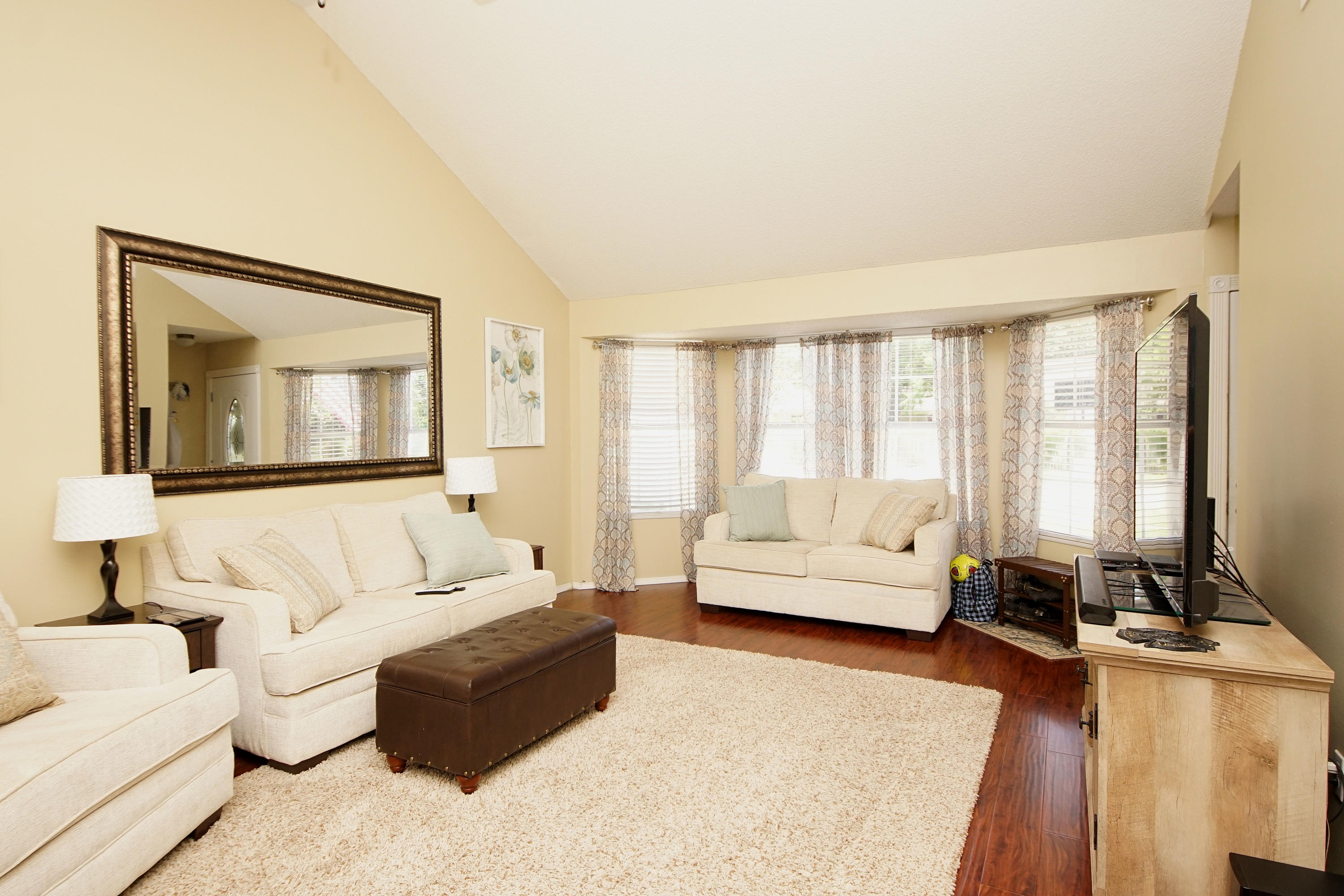 CARDINAL ESTATES - Residential