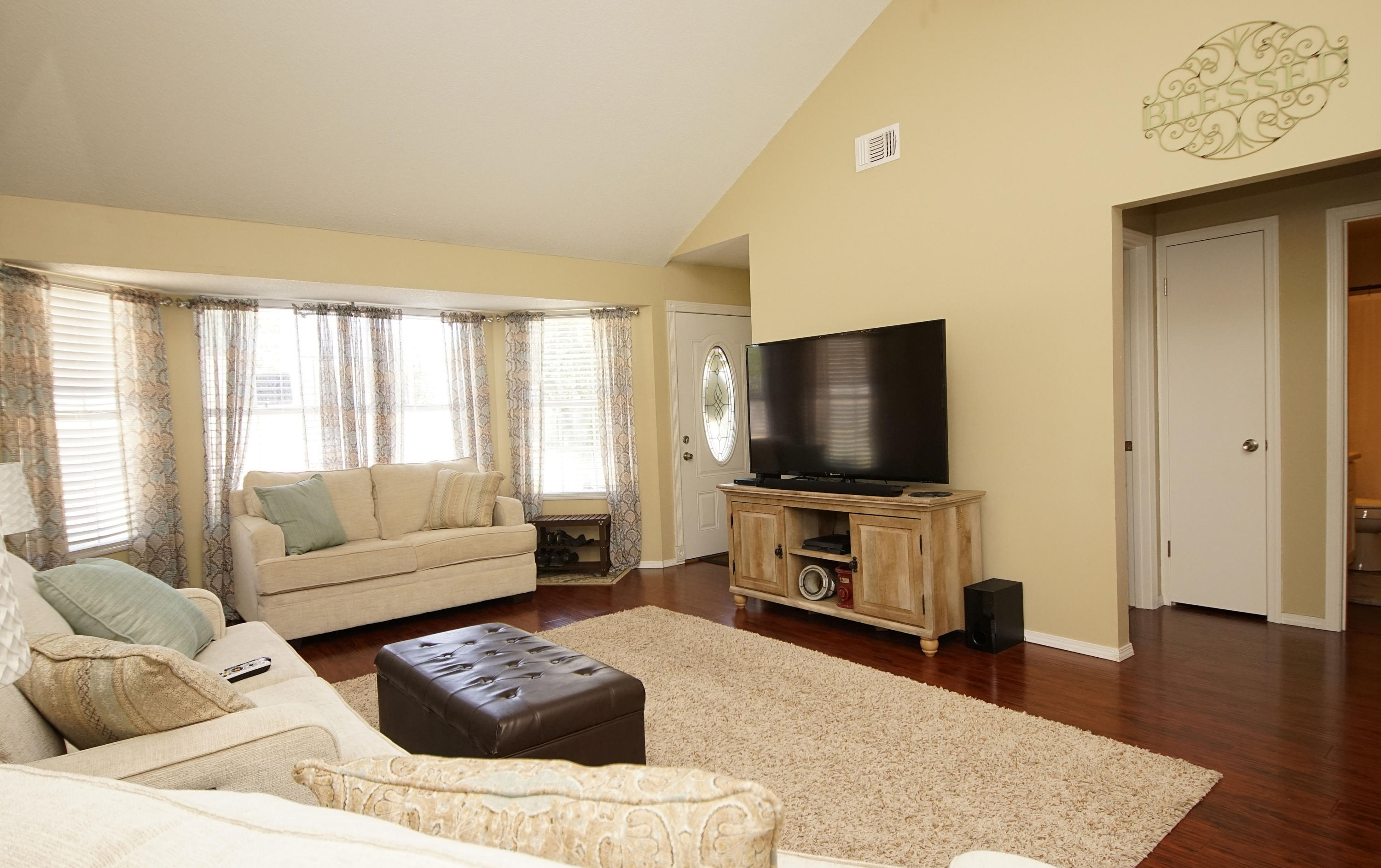 CARDINAL ESTATES - Residential