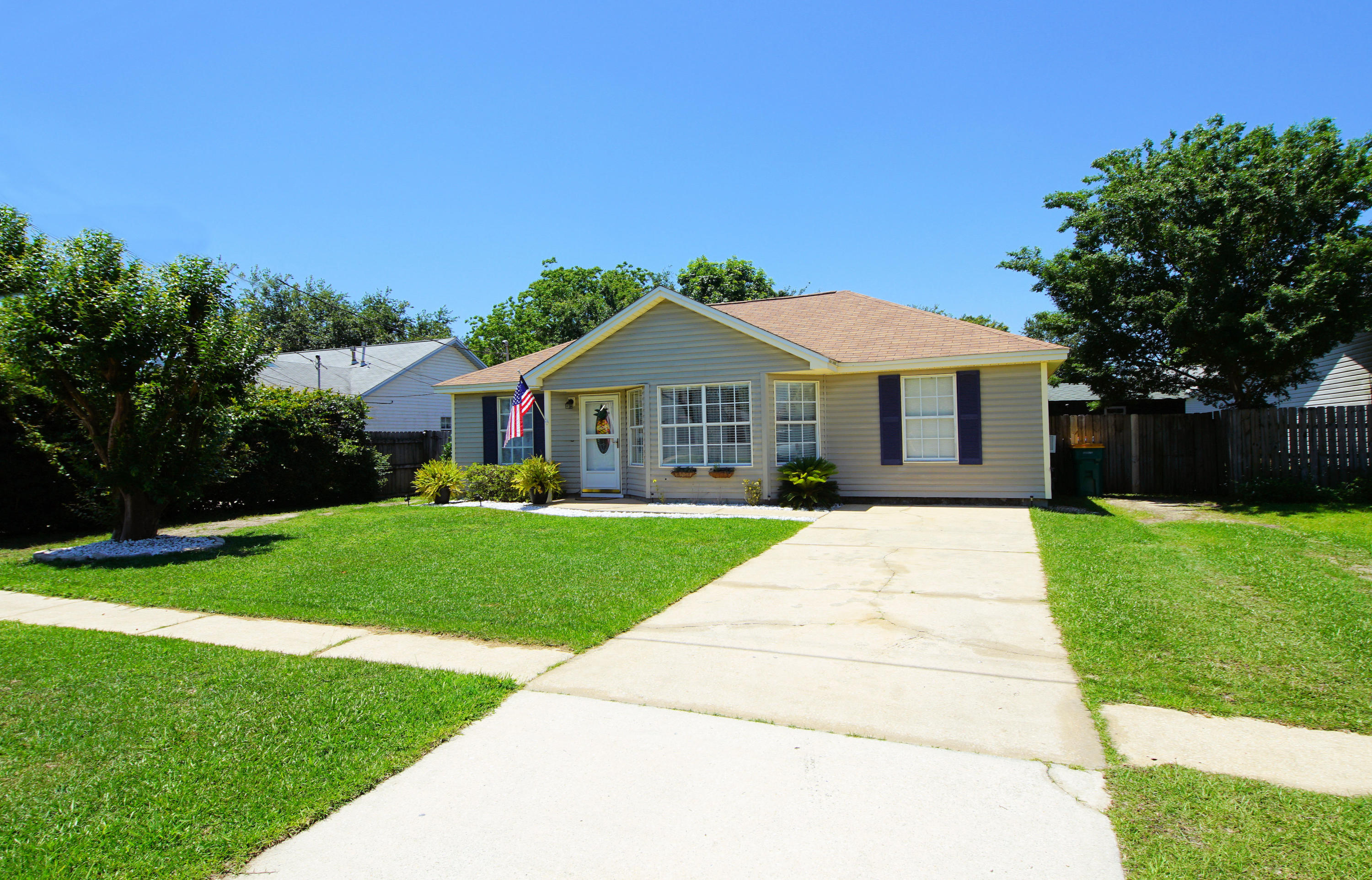 CARDINAL ESTATES - Residential