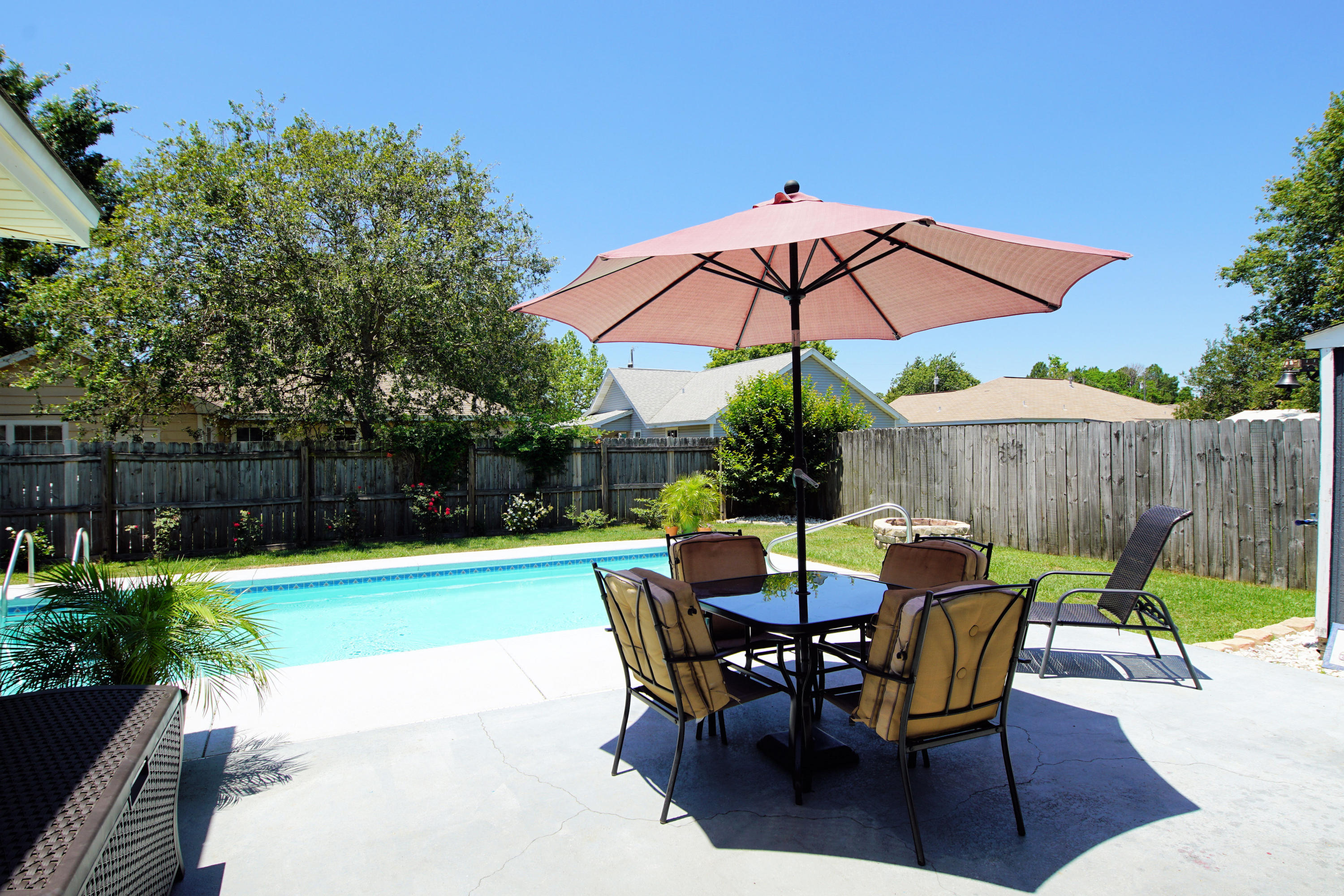 CARDINAL ESTATES - Residential