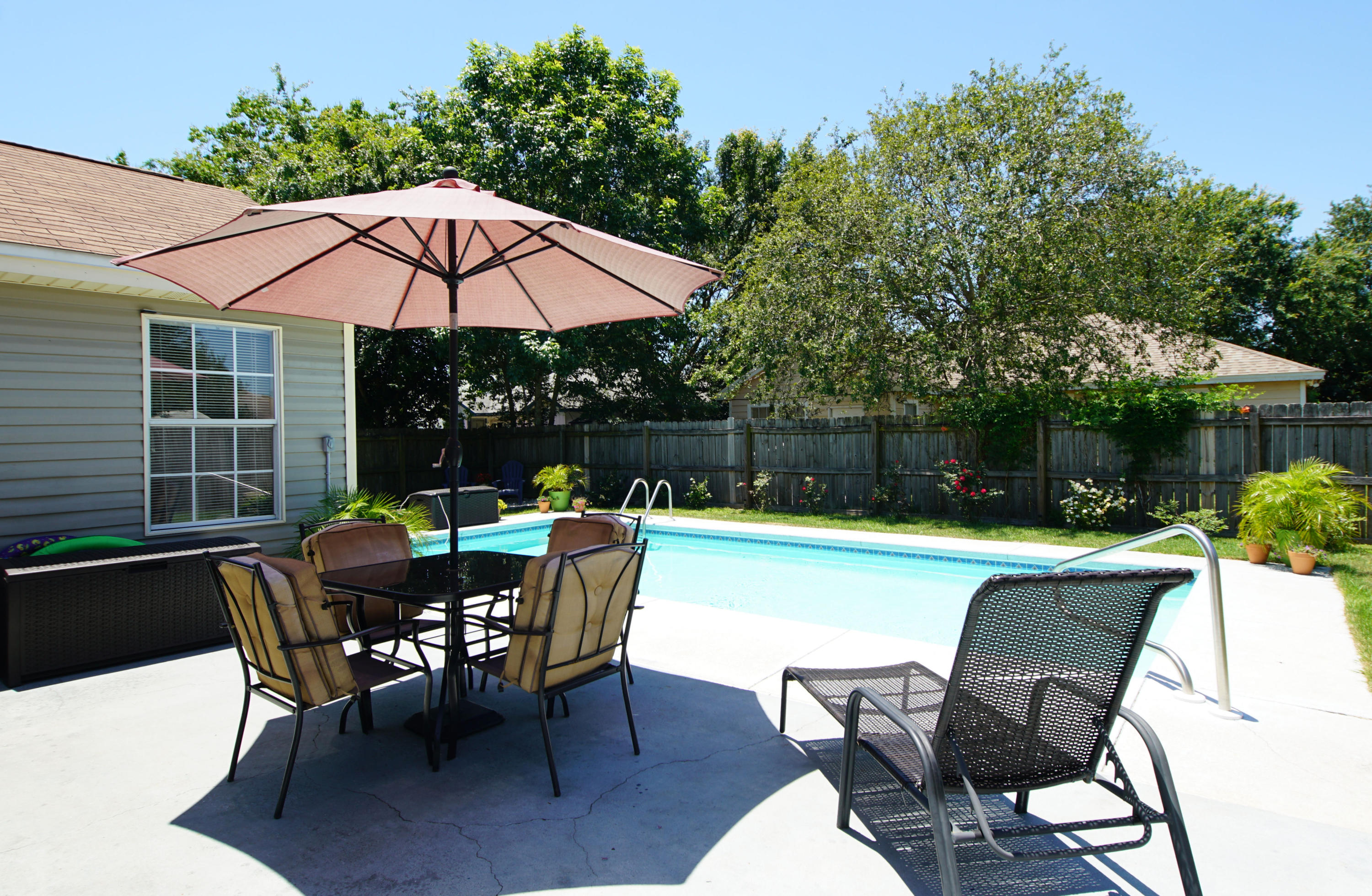 CARDINAL ESTATES - Residential