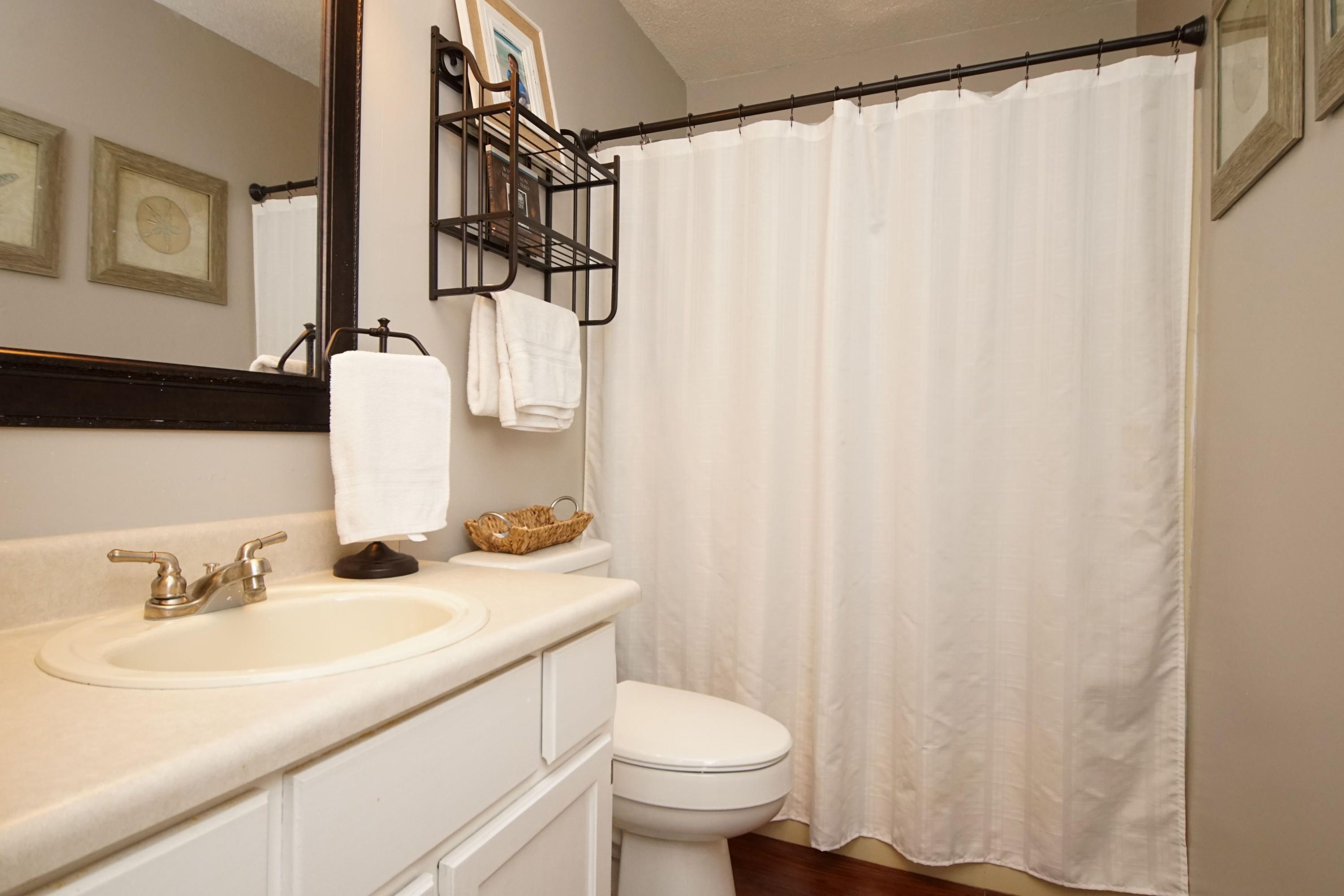 CARDINAL ESTATES - Residential