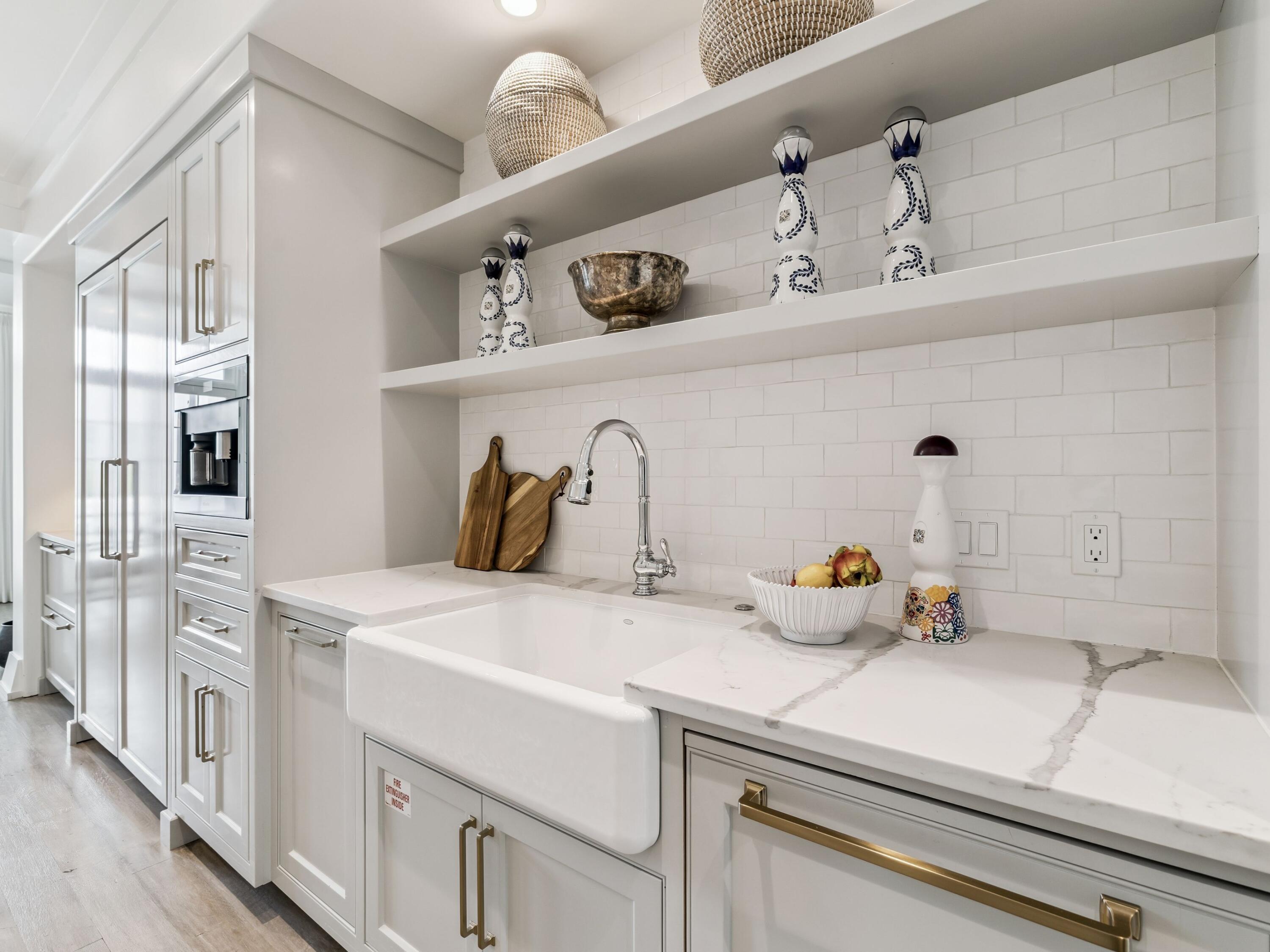 ALYS BEACH - Residential