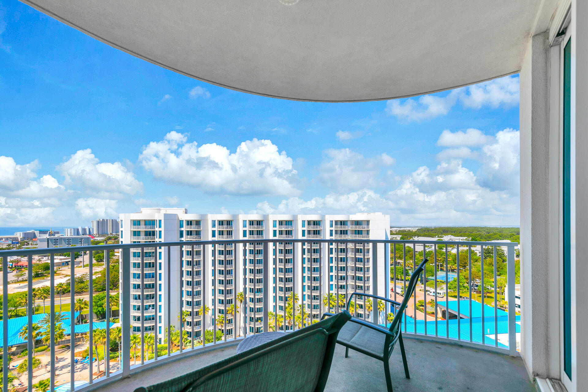 THE PALMS OF DESTIN - Residential