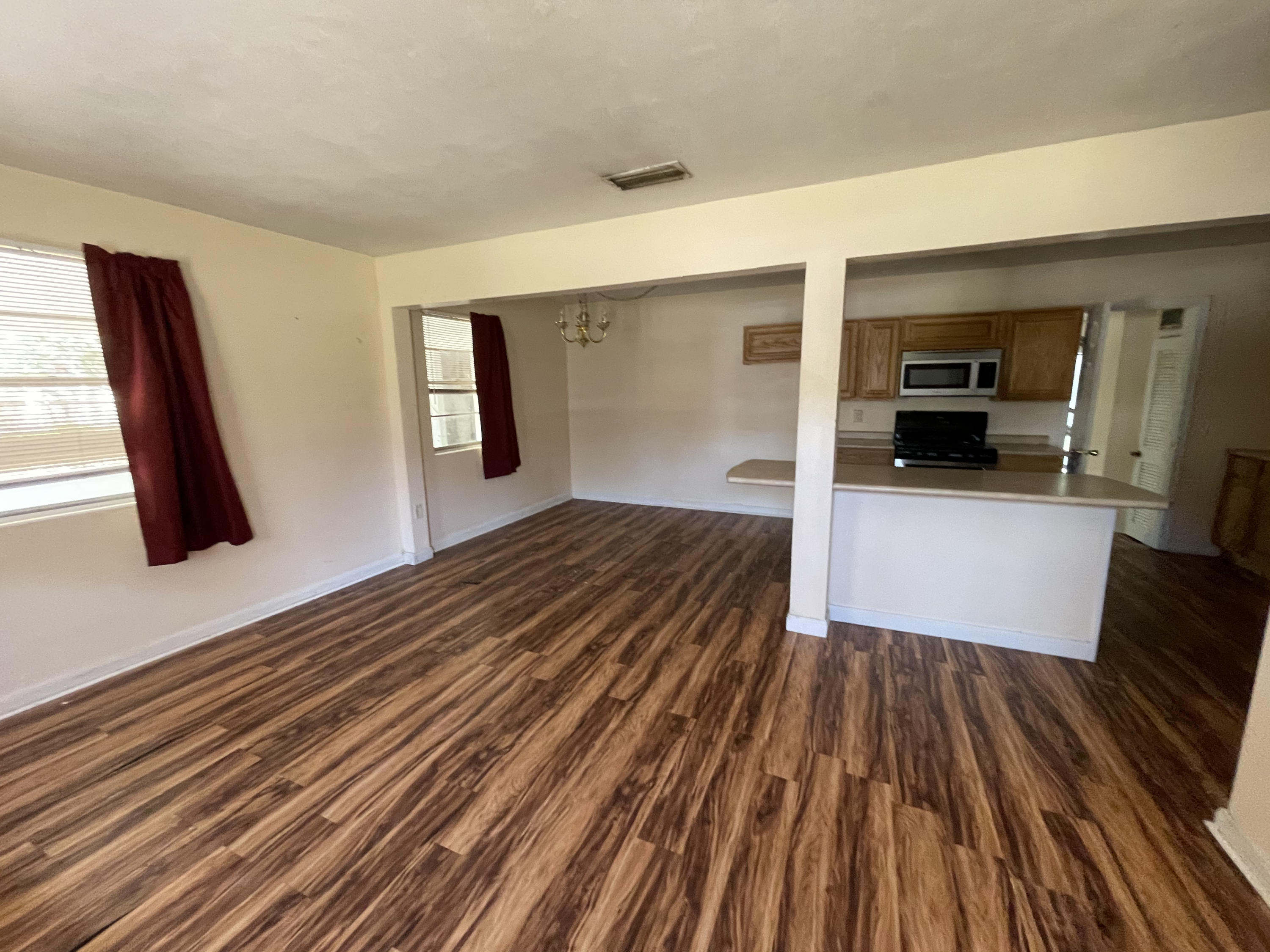 GARNIERS BEACH 2ND - Residential