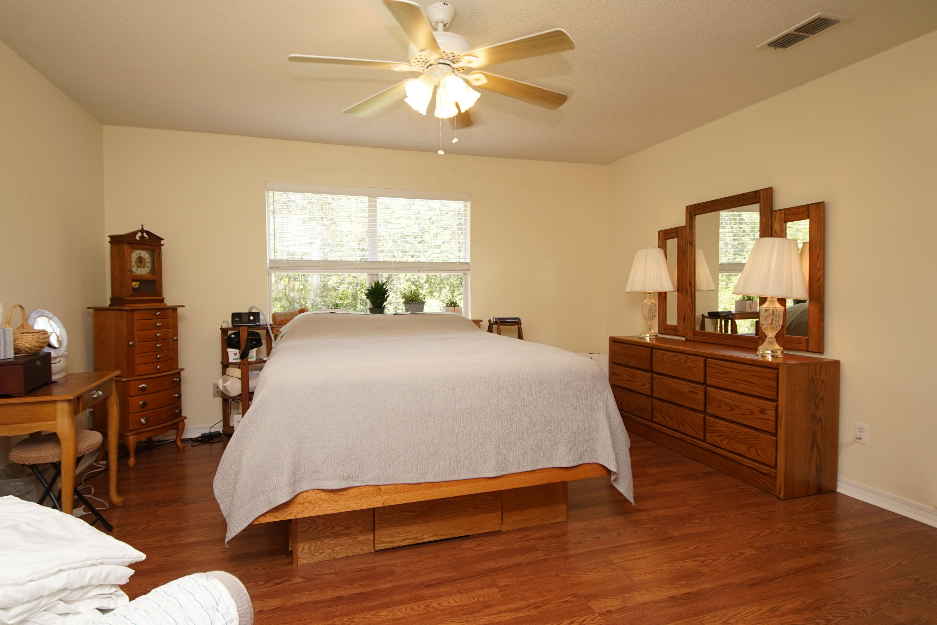 NORTHVIEW ESTATES 5TH ADDN - Residential