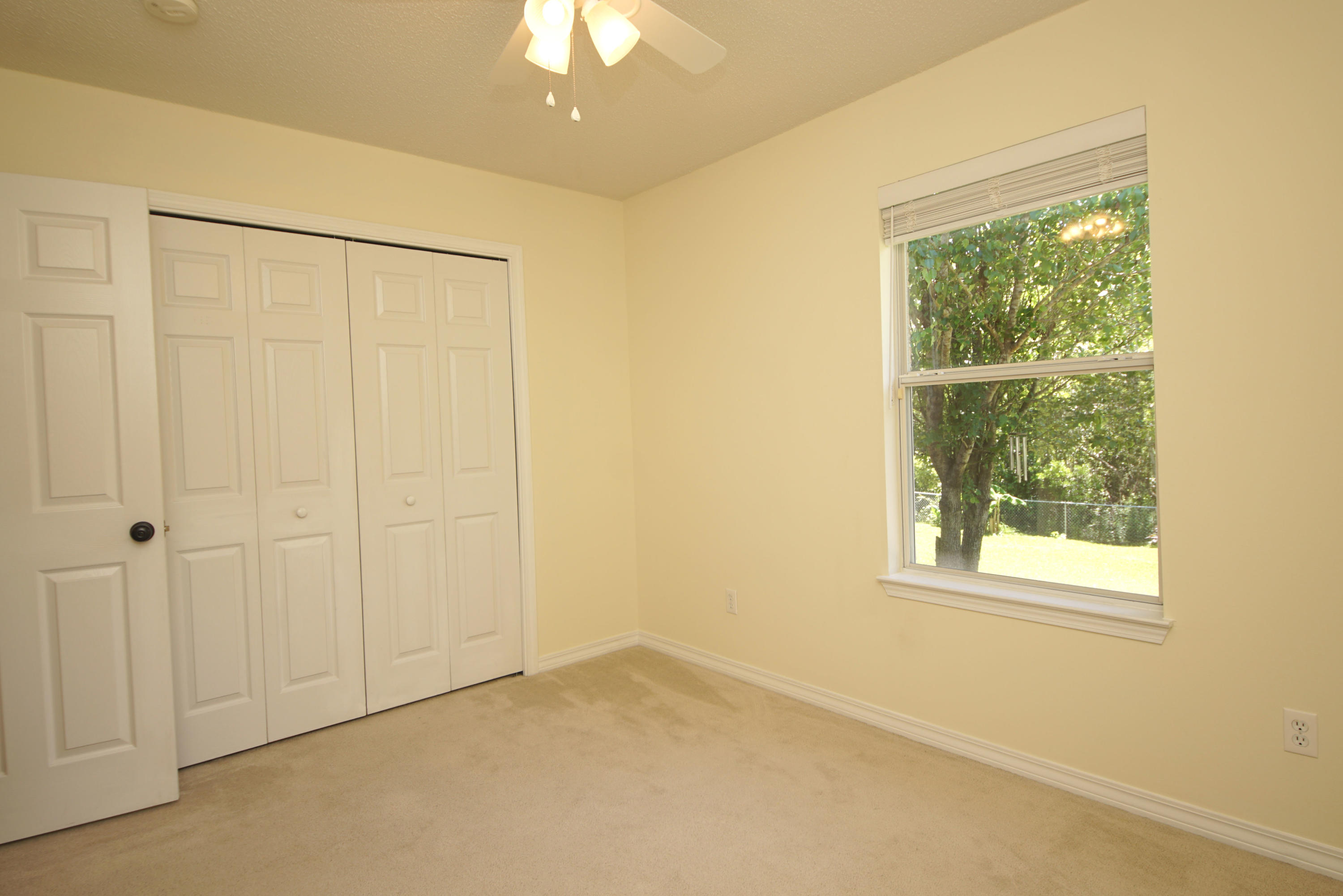 NORTHVIEW ESTATES 5TH ADDN - Residential