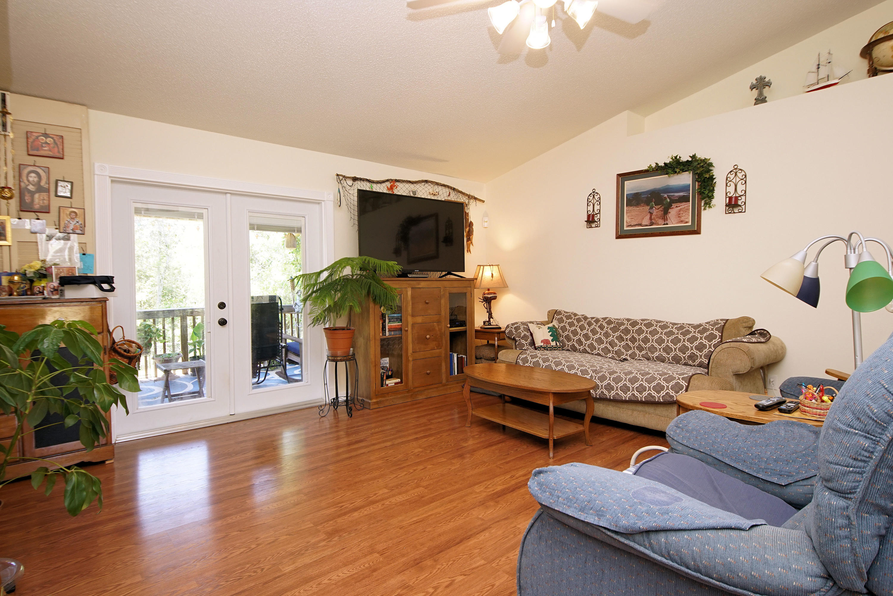 NORTHVIEW ESTATES 5TH ADDN - Residential