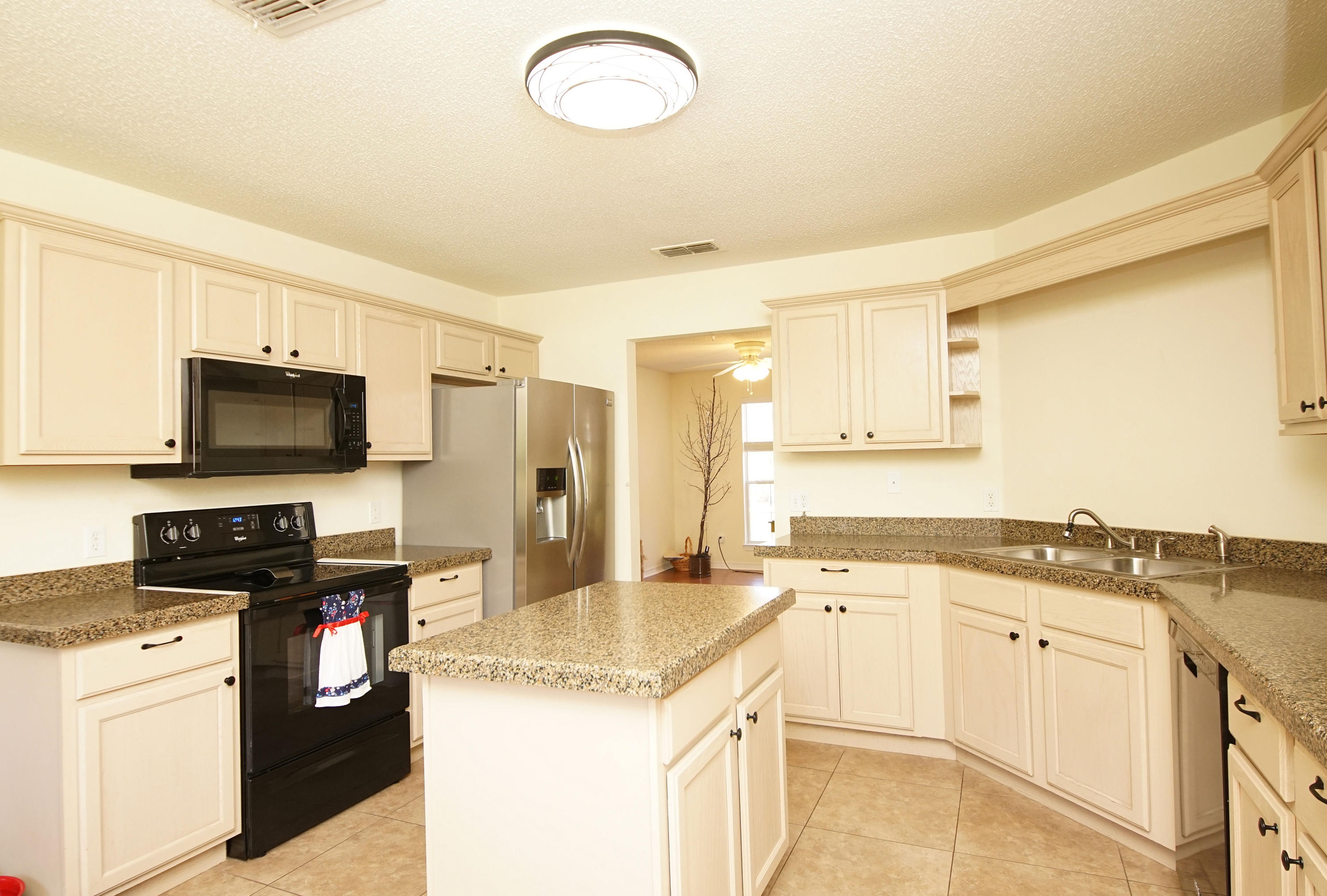 NORTHVIEW ESTATES 5TH ADDN - Residential