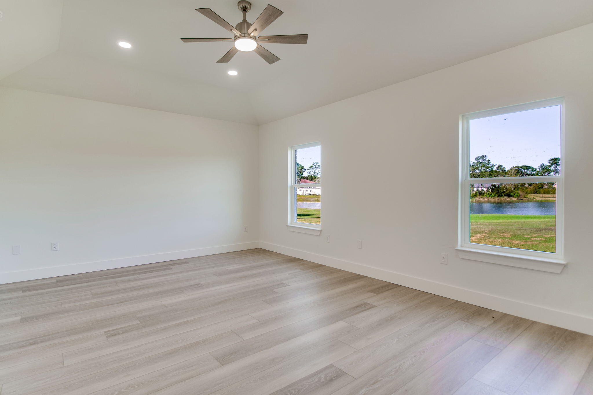 HIDDEN CREEK ESTATES AT HOLLEY BY THE SEA - Residential