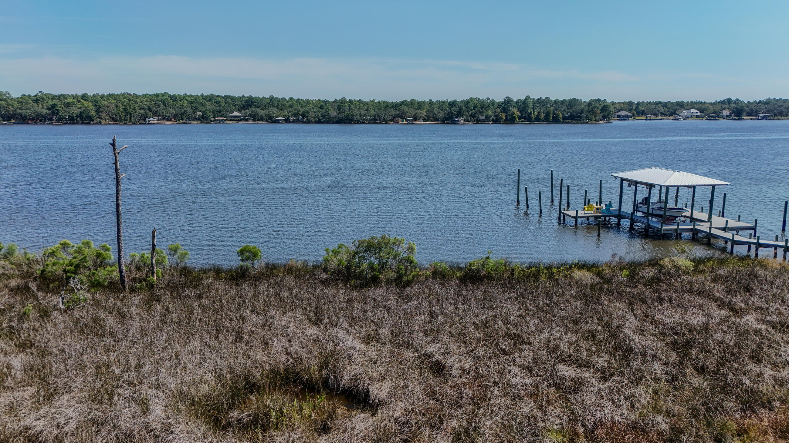 LAGRANGE SHORES - Land