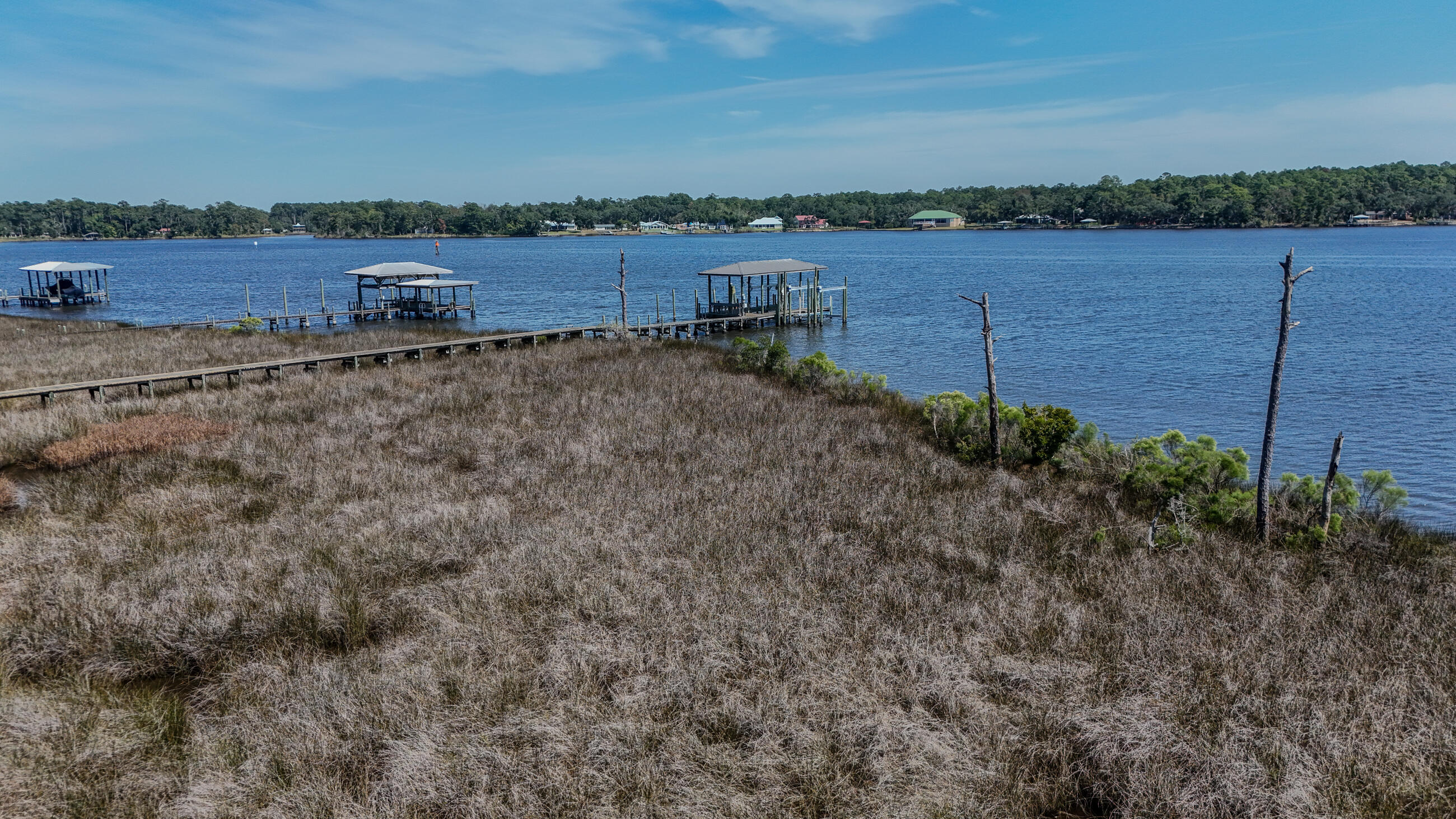 LAGRANGE SHORES - Land