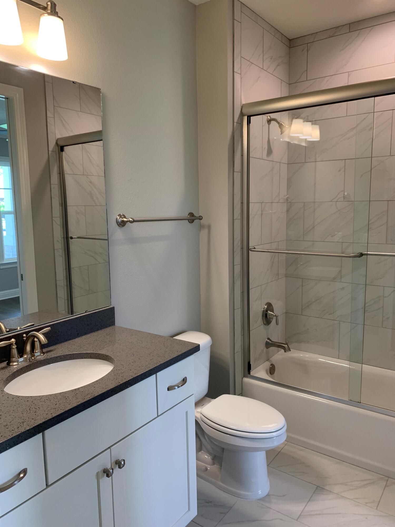 HAMMOCK BAY - Residential Lease