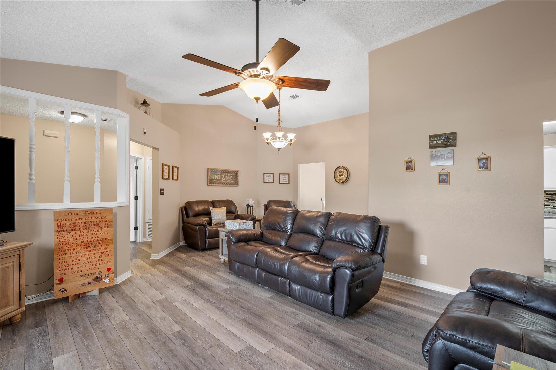 ORION LAKE - Residential