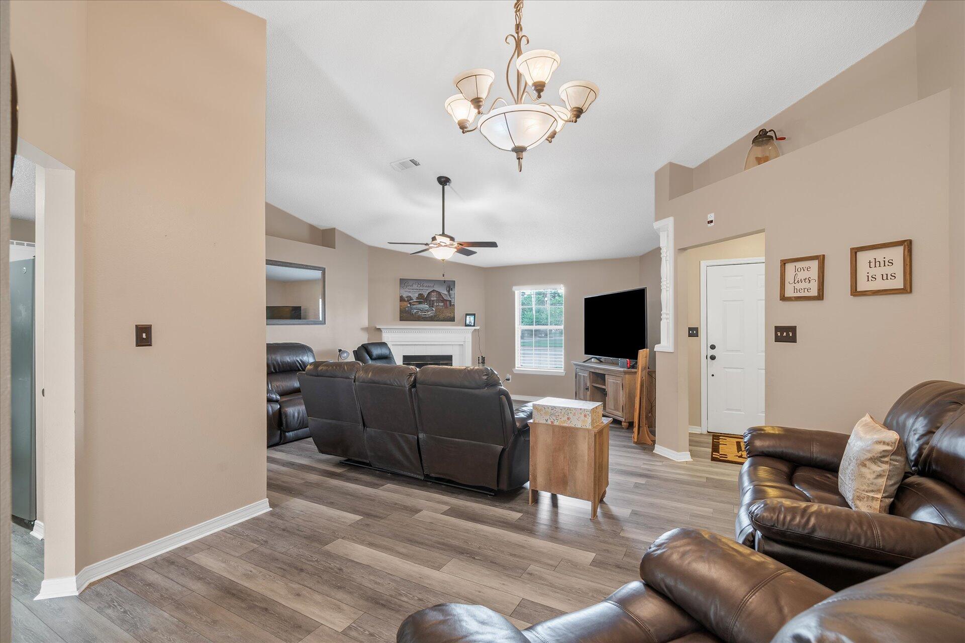 ORION LAKE - Residential