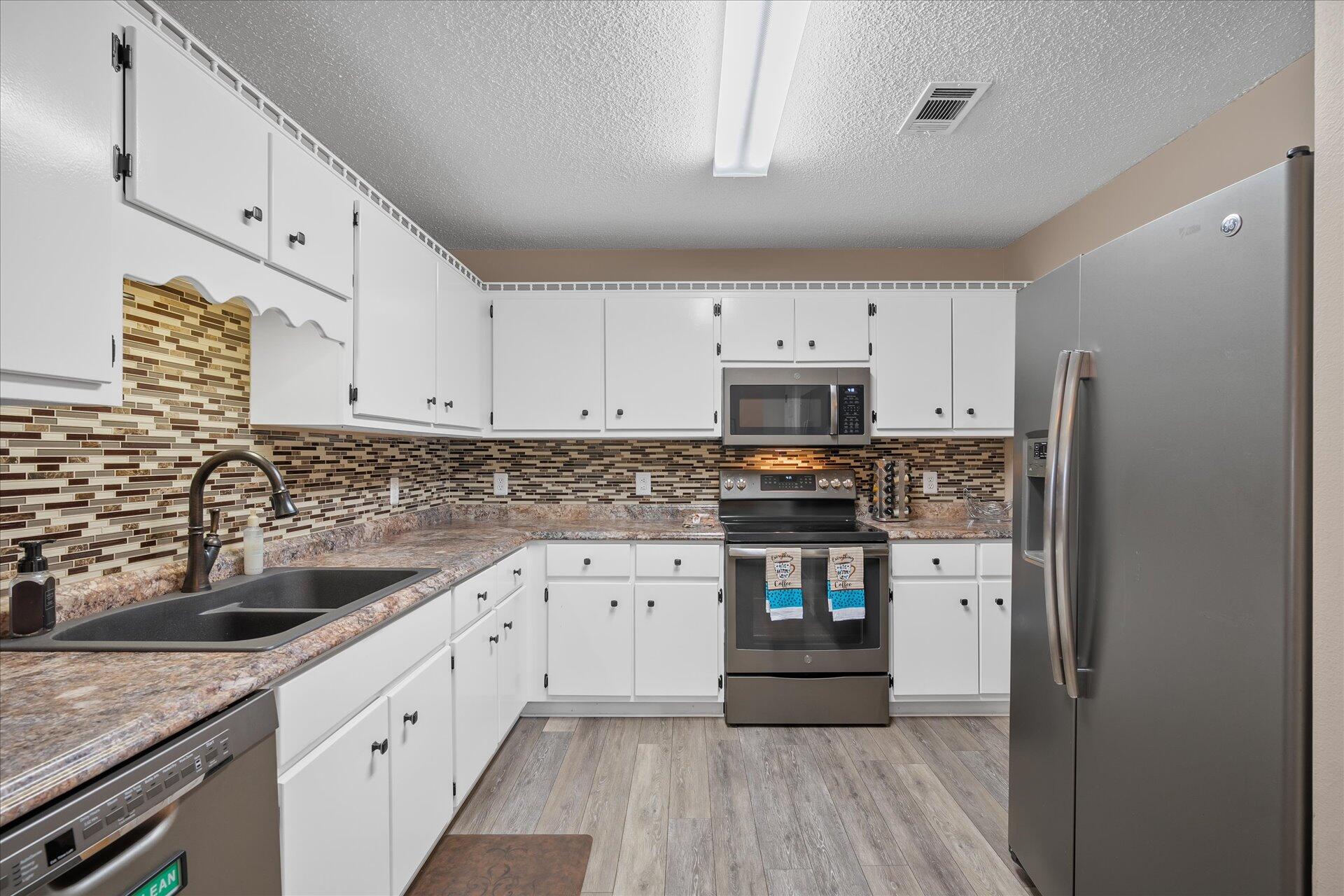 ORION LAKE - Residential