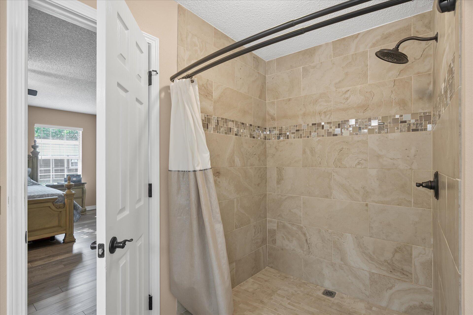 ORION LAKE - Residential