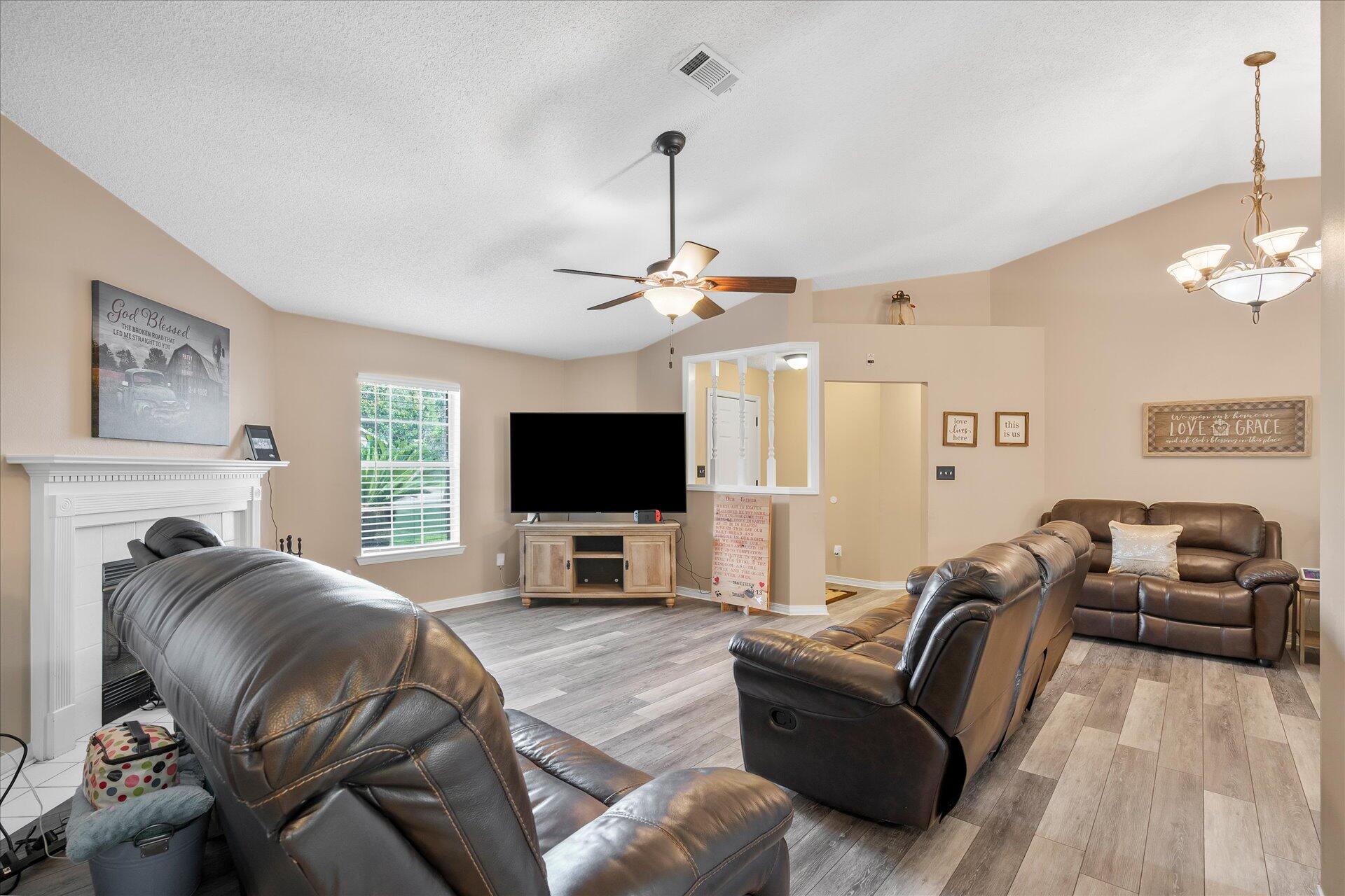 ORION LAKE - Residential