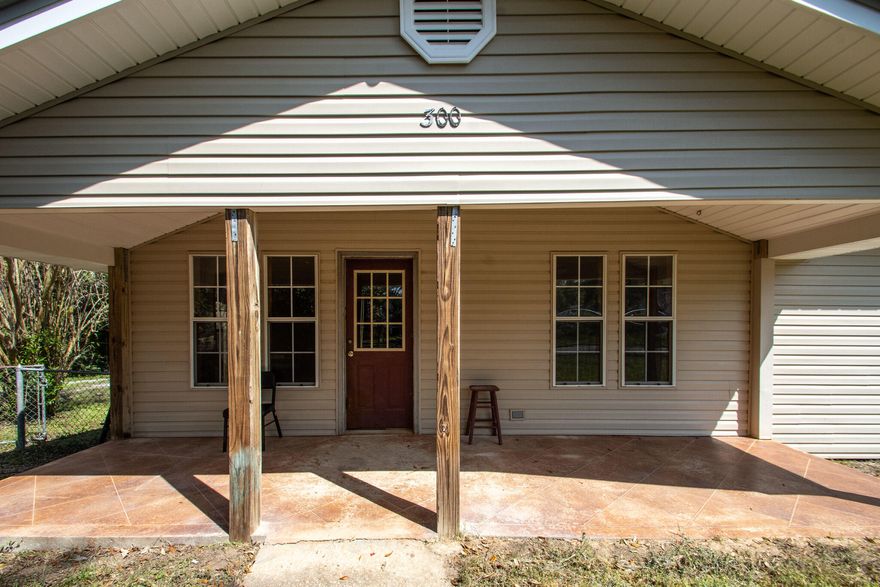 Calling all investors!  Enjoy a rare opportunity to own property in one of the most highly desired areas in the panhandle at a great price!  This home is being sold with two parcels - 01-1S-23-0930-000C-0010 and 01-1S-23-0930-000C-0020 - totalling to 0.61 acres.  Whether you want to put in some elbow grease and make this home your dream property or if you want to build your own dream home, this is the perfect place to do it.  Located just a short distance from Hwy 85 and the I-10 corridor, you are in a great spot for an easy commute to just about anywhere.