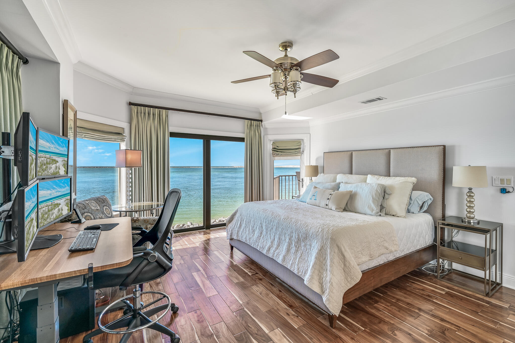 WATERVIEW TOWERS YACHT CLUB - Residential