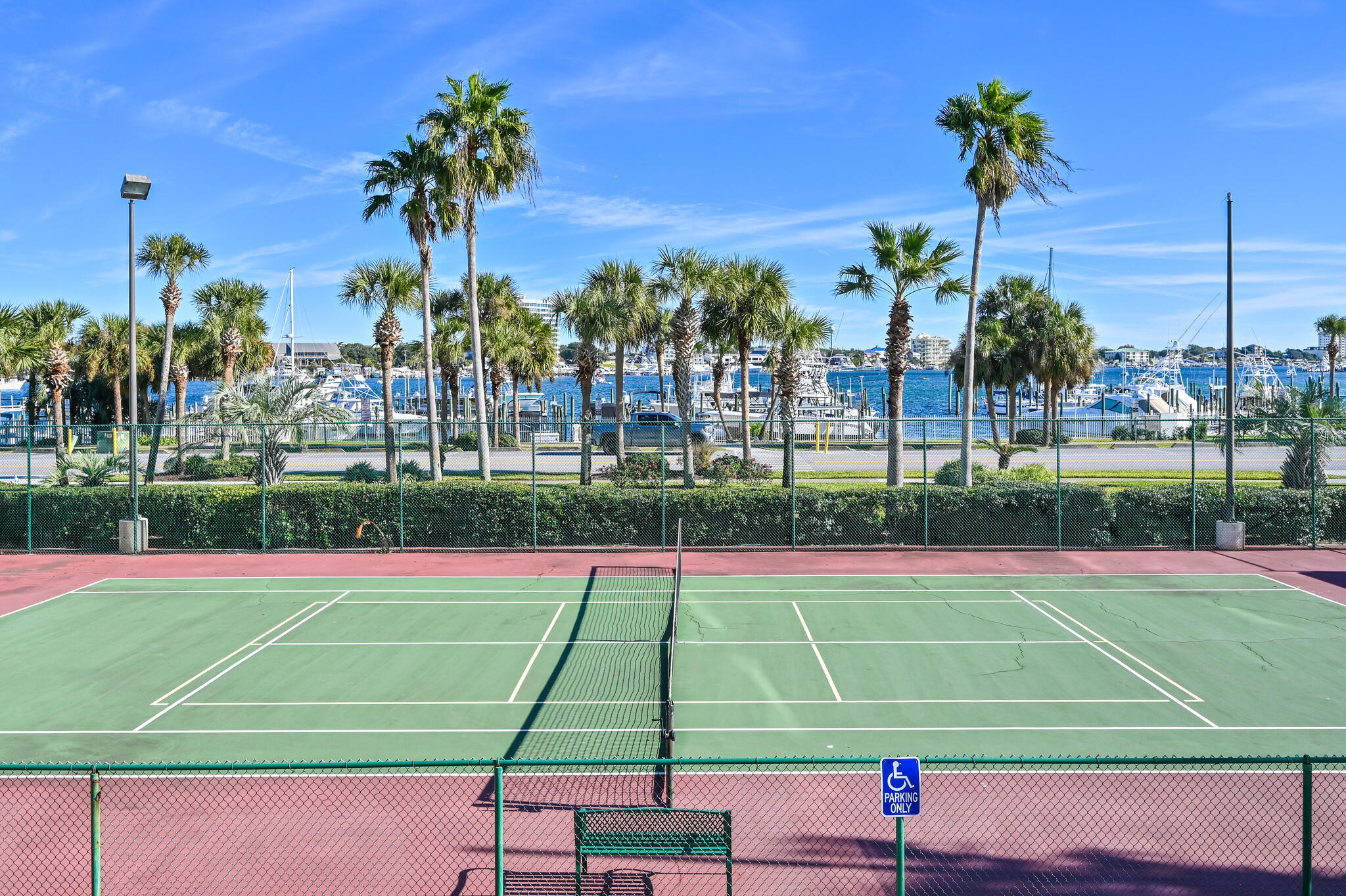 WATERVIEW TOWERS YACHT CLUB - Residential