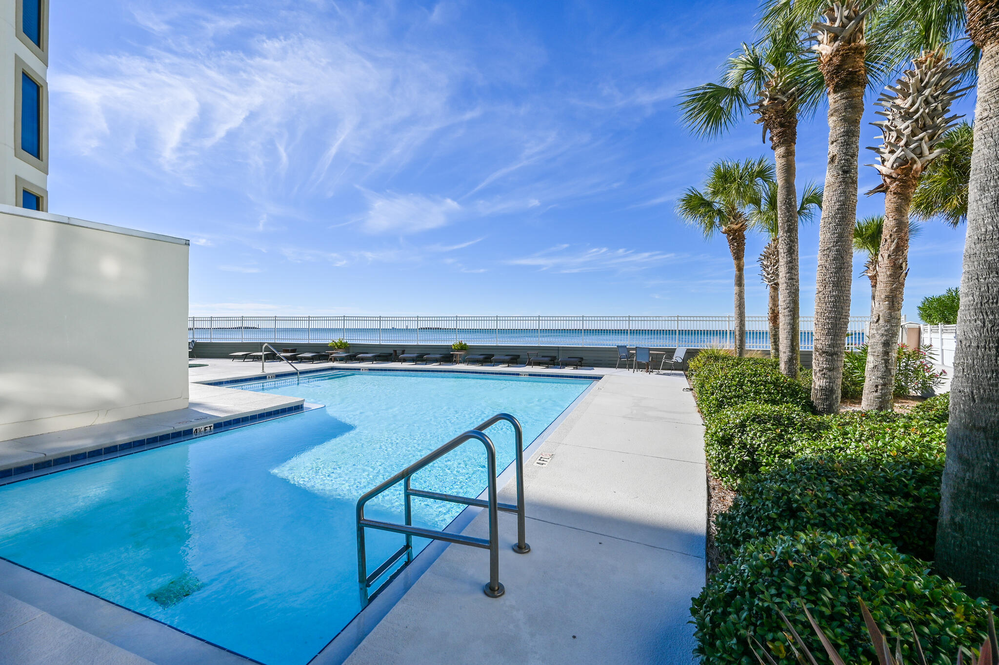 WATERVIEW TOWERS YACHT CLUB - Residential