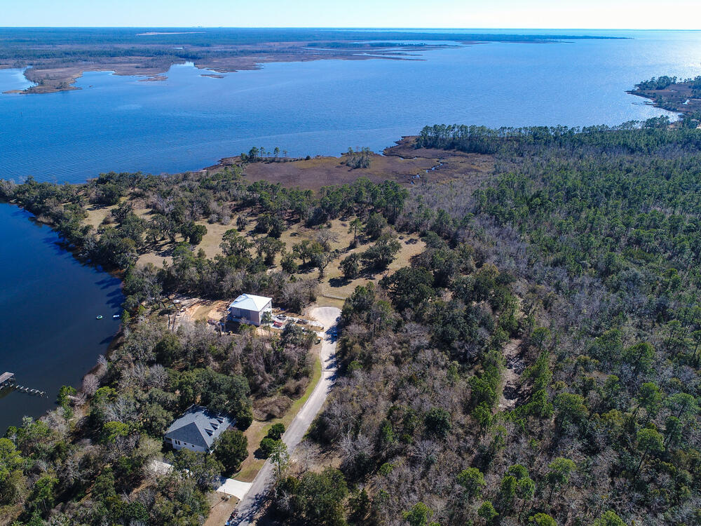BAY POINTE PLANTATION - Land