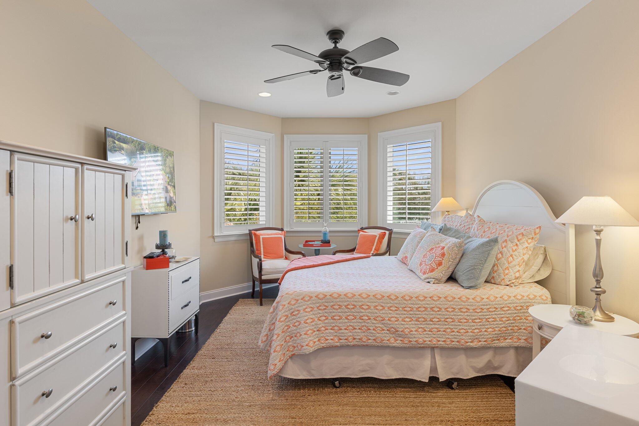 BURNT PINE - Residential