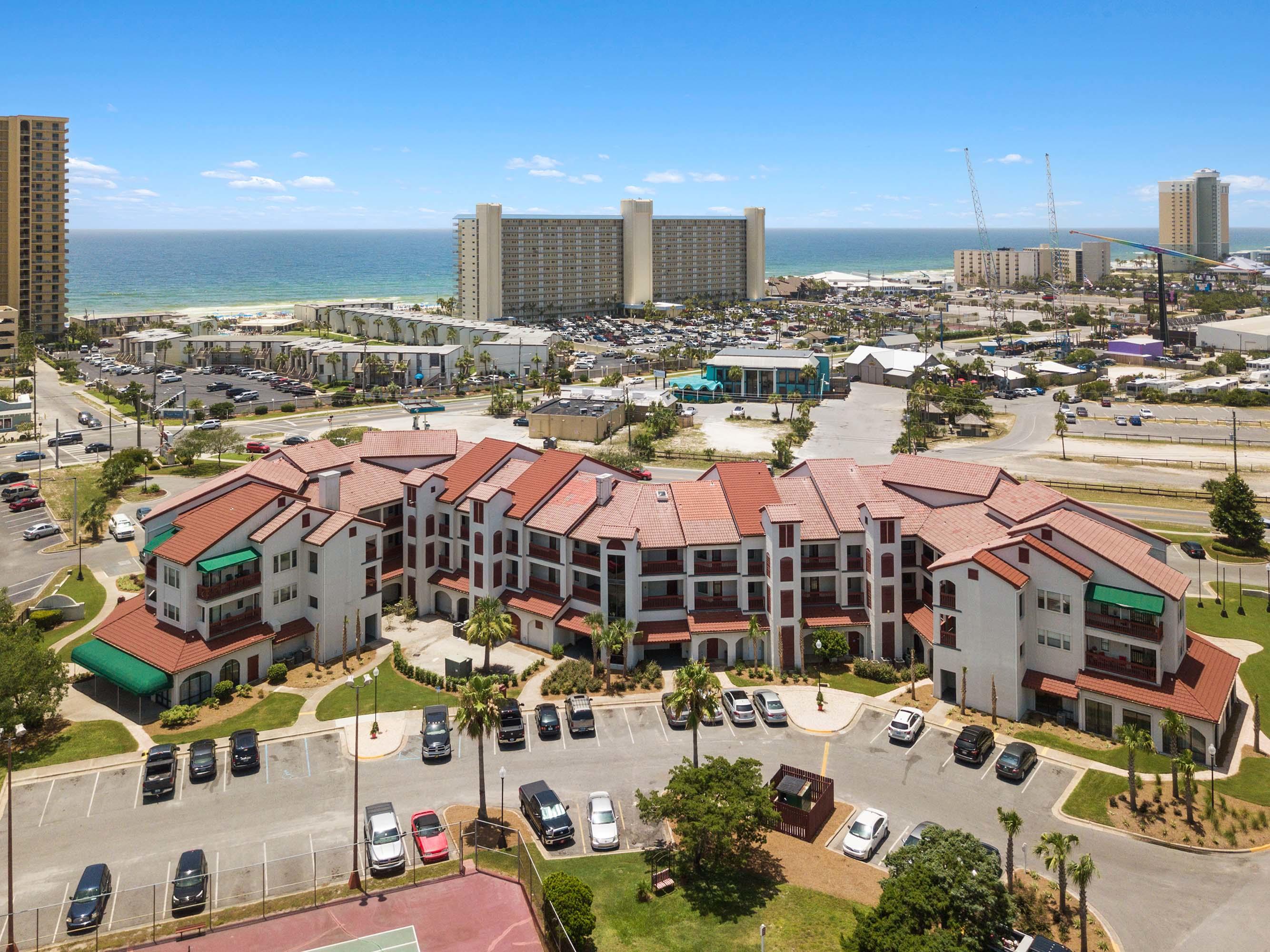 Plazas of St Thomas - Residential