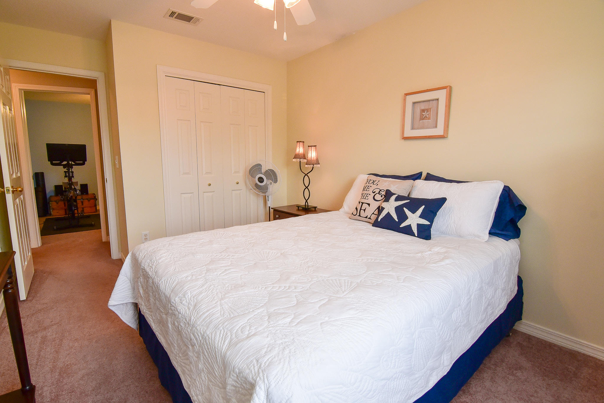 QUAIL LAKE - Residential