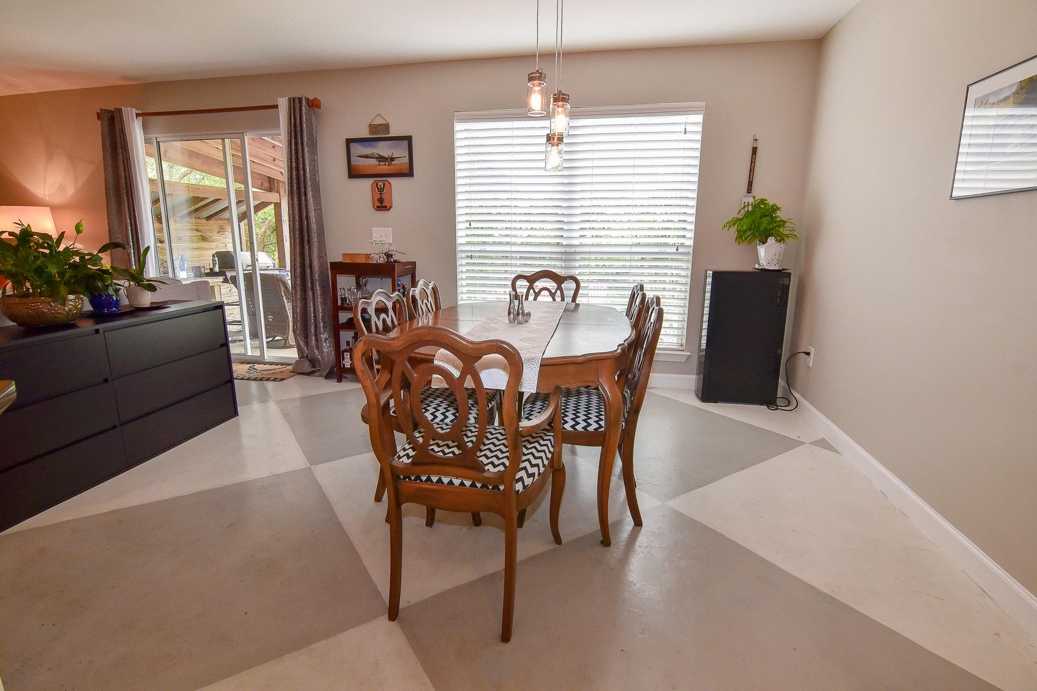 QUAIL LAKE - Residential