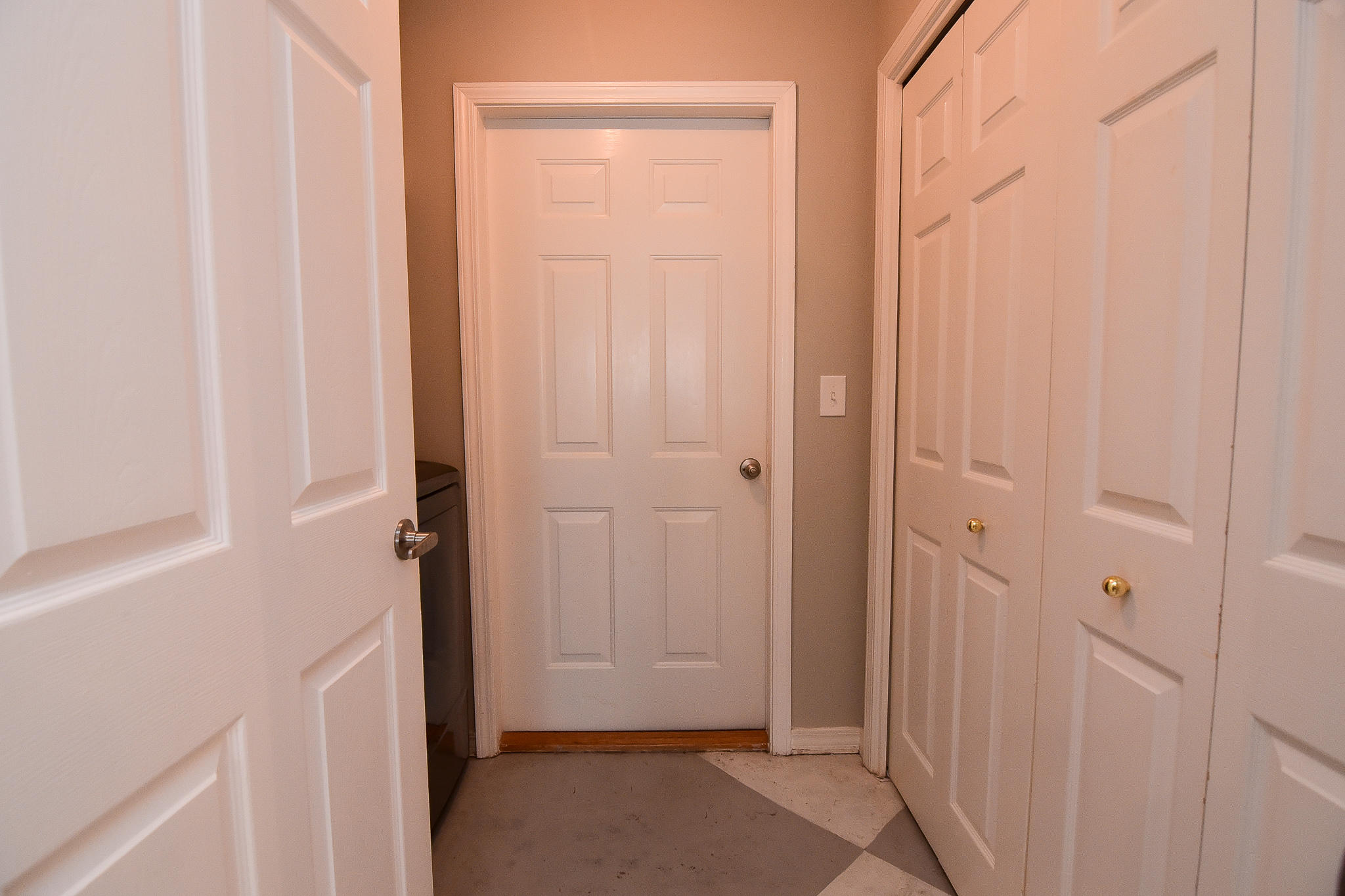 QUAIL LAKE - Residential