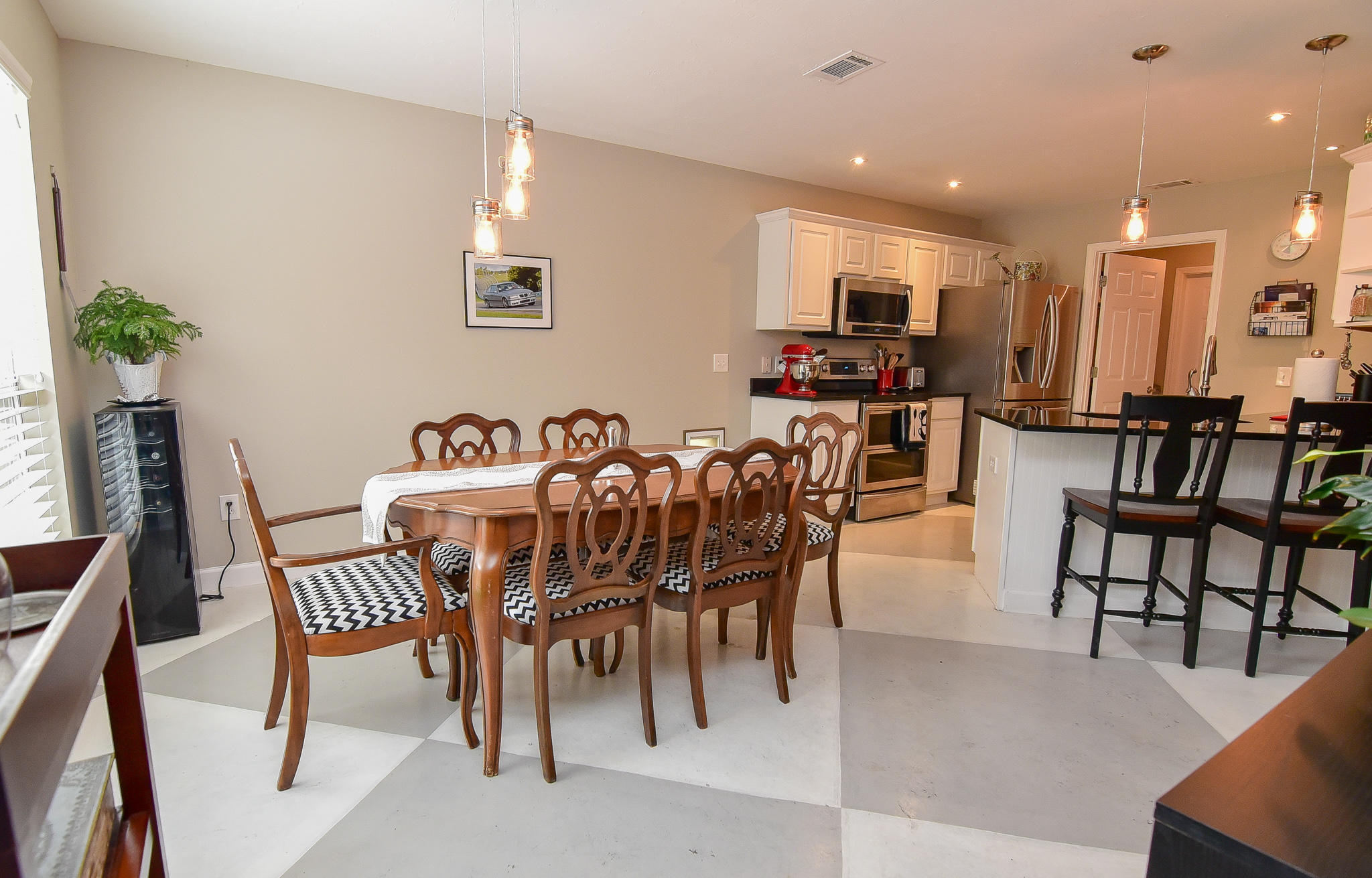 QUAIL LAKE - Residential