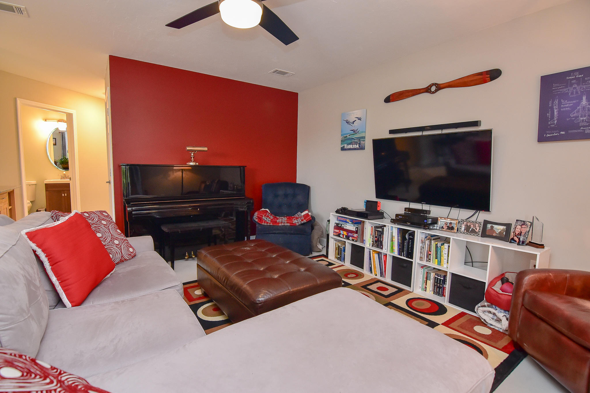 QUAIL LAKE - Residential