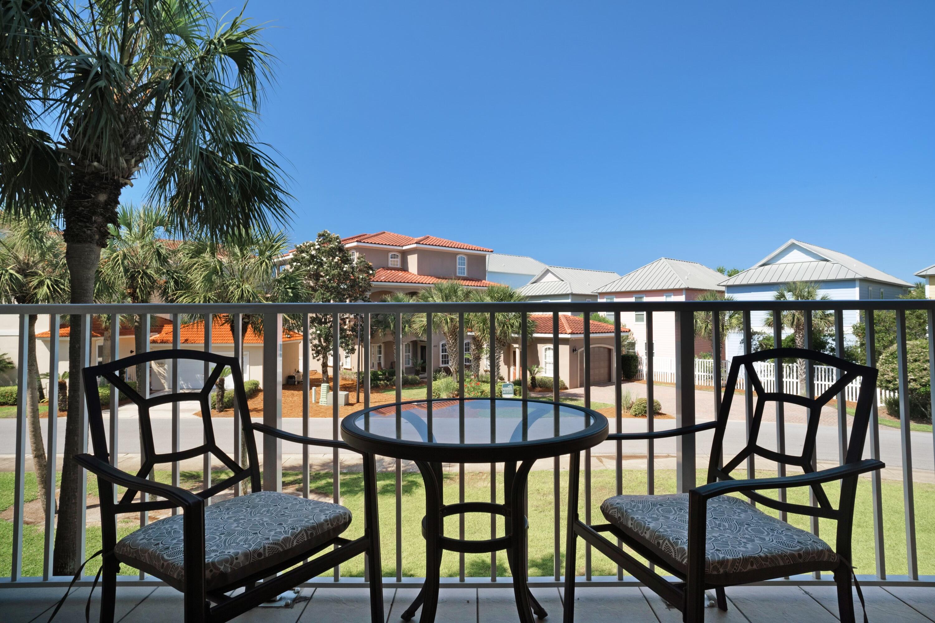 MARAVILLA CONDO 1 - Residential