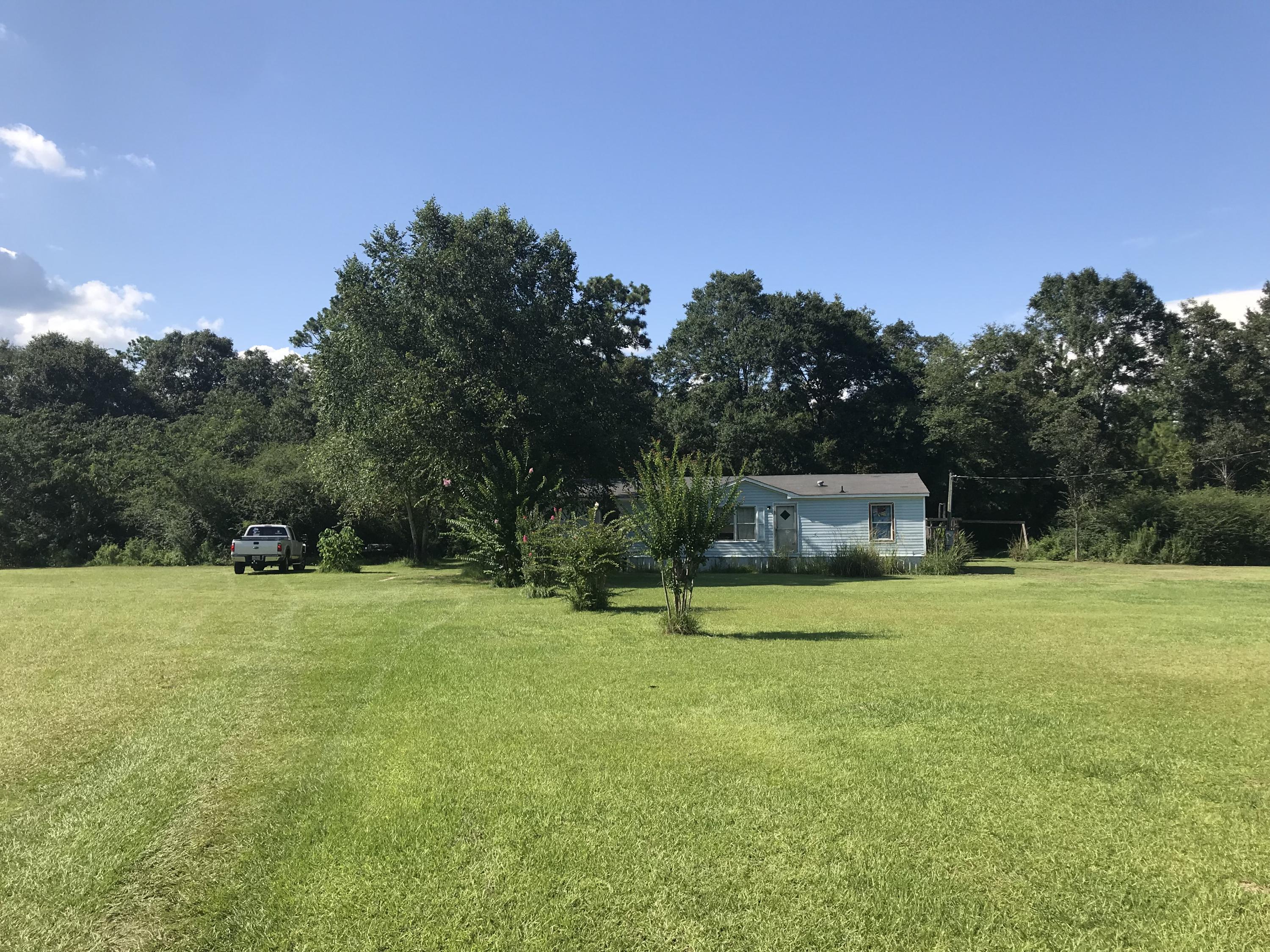 METES & BOUNDS - Land