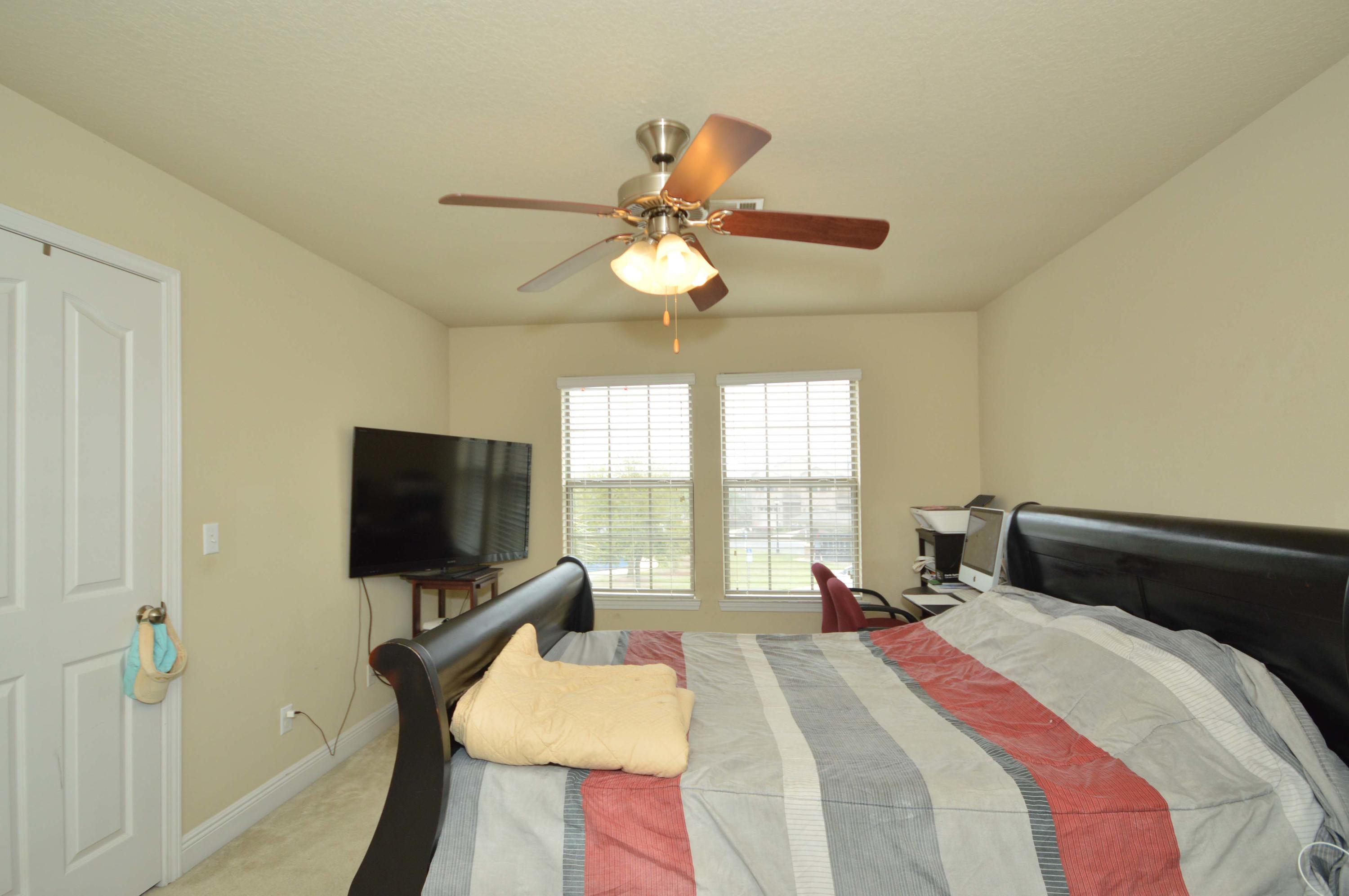 RESERVE POINTE - Residential