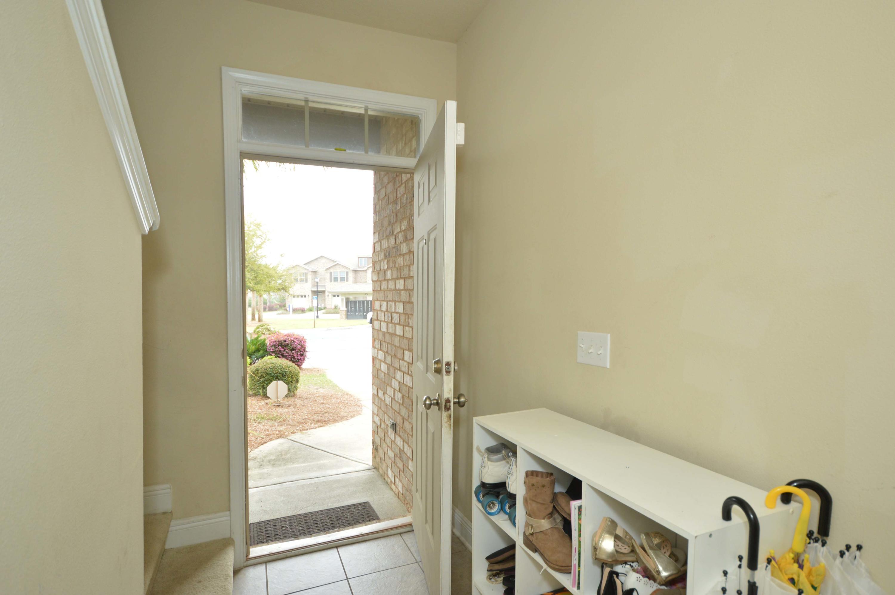 RESERVE POINTE - Residential